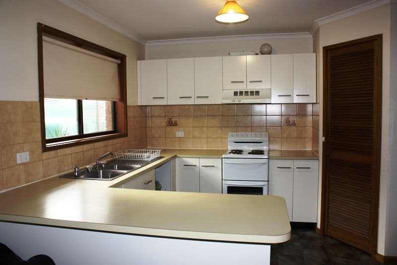 48 Hermitage Drive, Corowa - Thumbnail 2