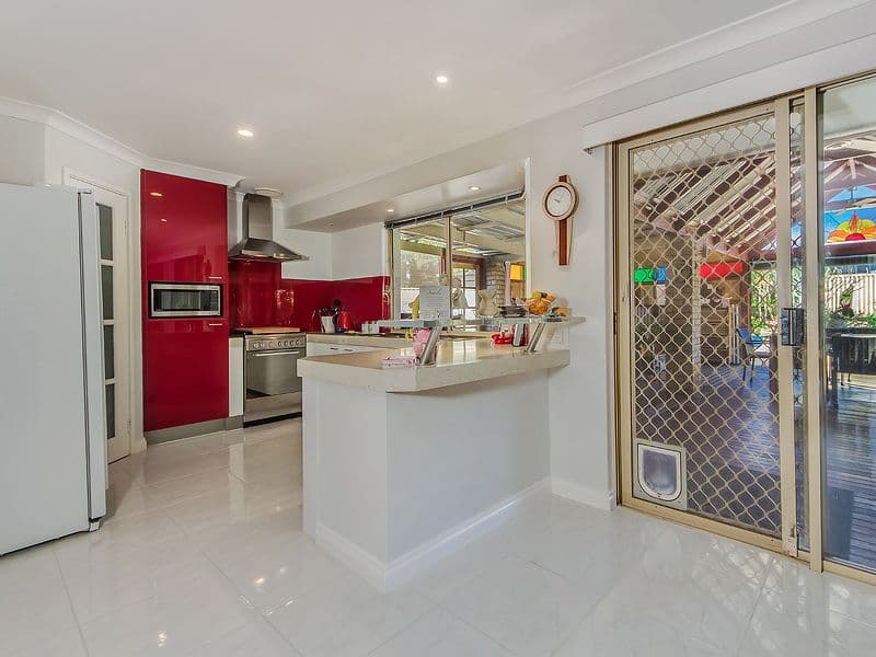 84 Mclarty Road, HALLS HEAD WA 6210, Halls Head - Thumbnail 4