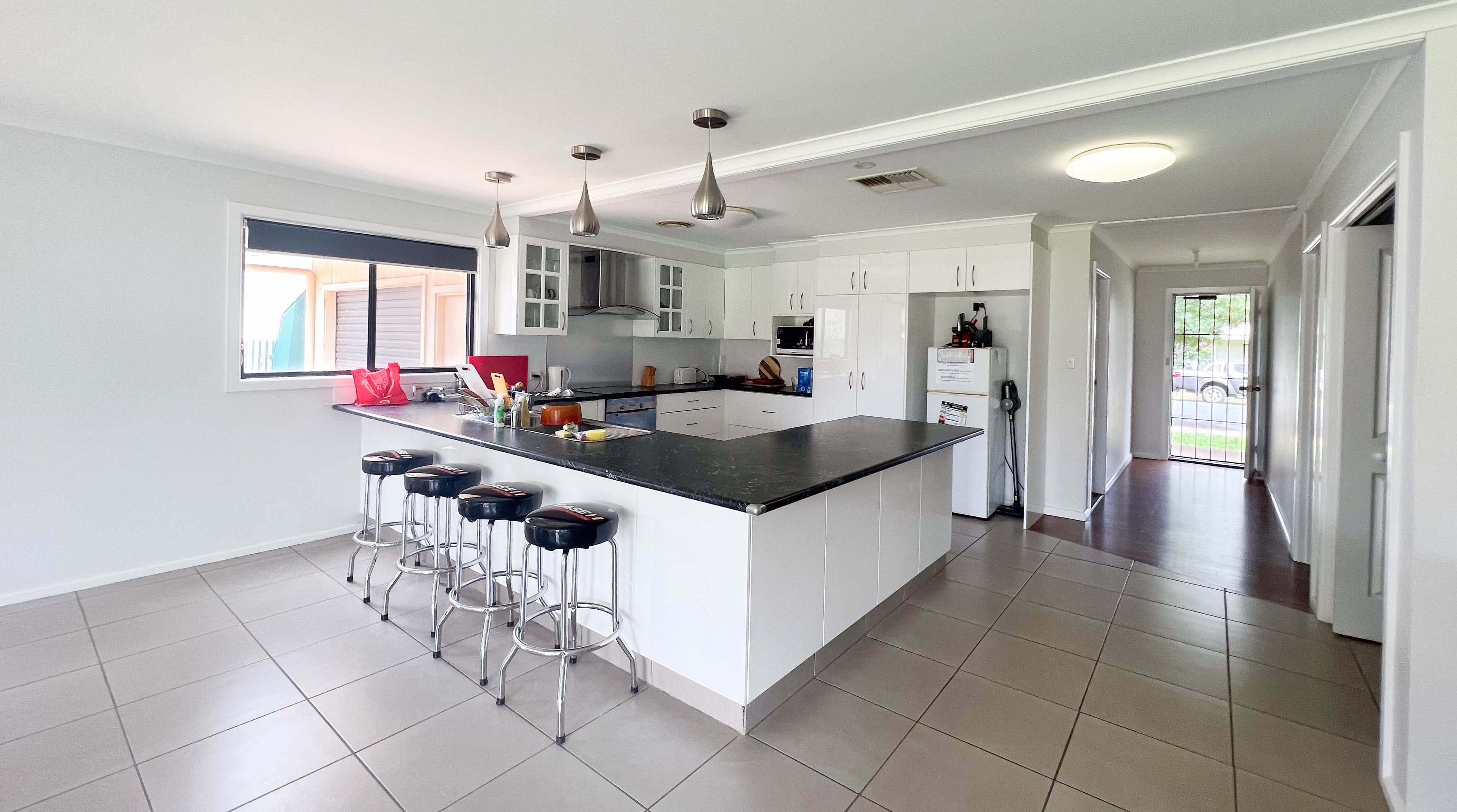 7 Cypress Street, West Wyalong NSW 2671, West Wyalong - Thumbnail 3