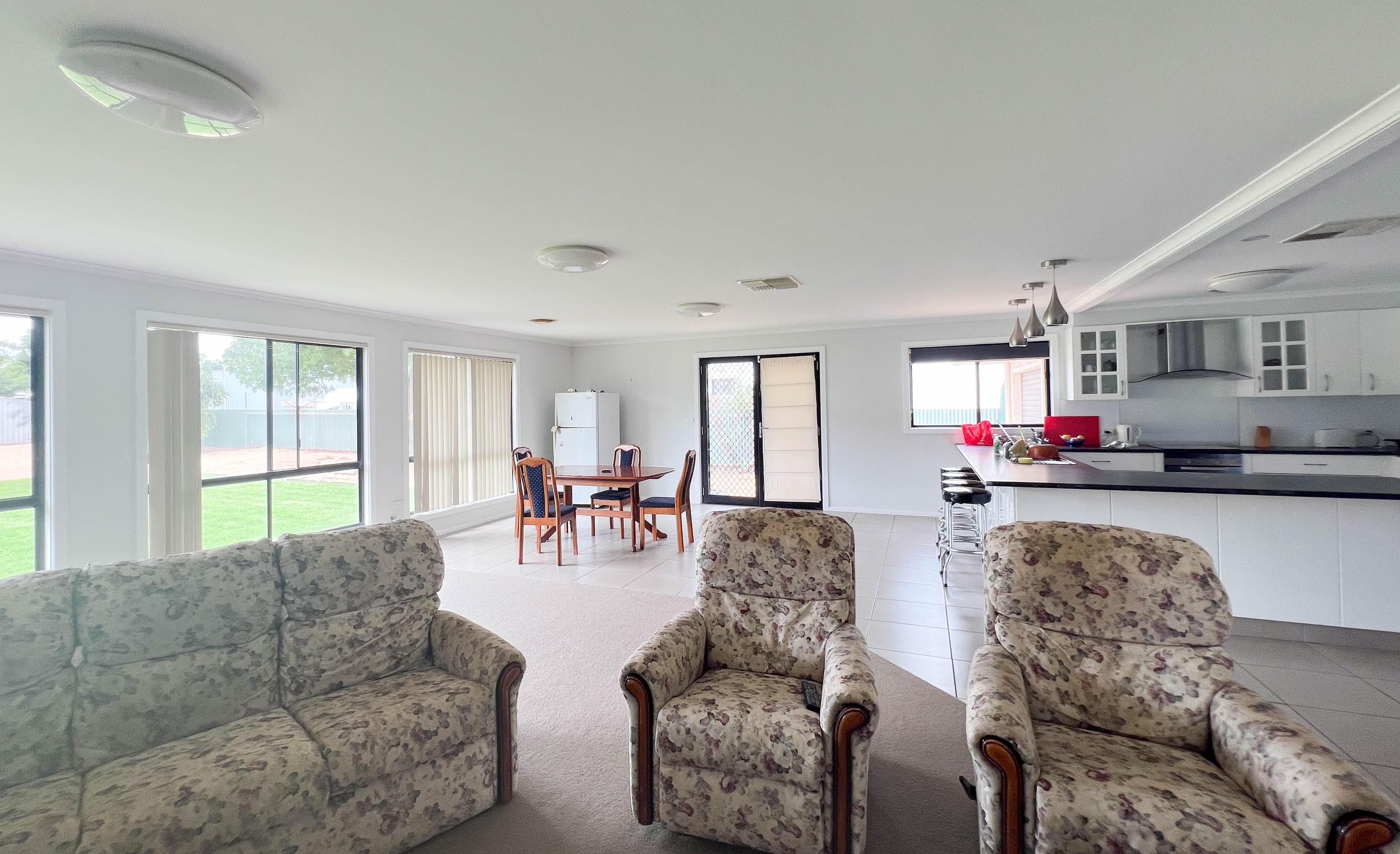 7 Cypress Street, West Wyalong NSW 2671, West Wyalong - Thumbnail 7