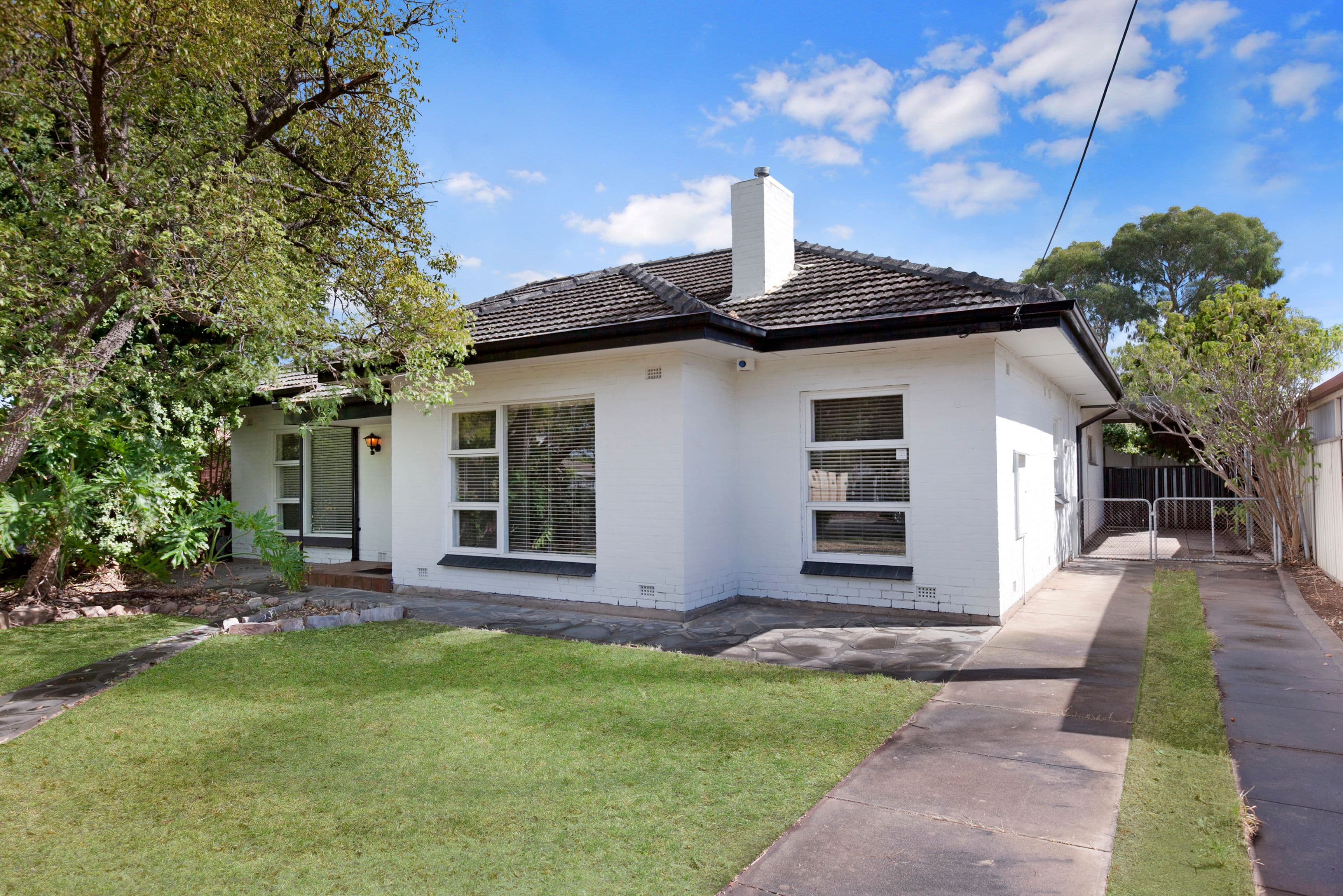 14 Sarnia Avenue, Clearview SA 5085, Clearview - Thumbnail 2