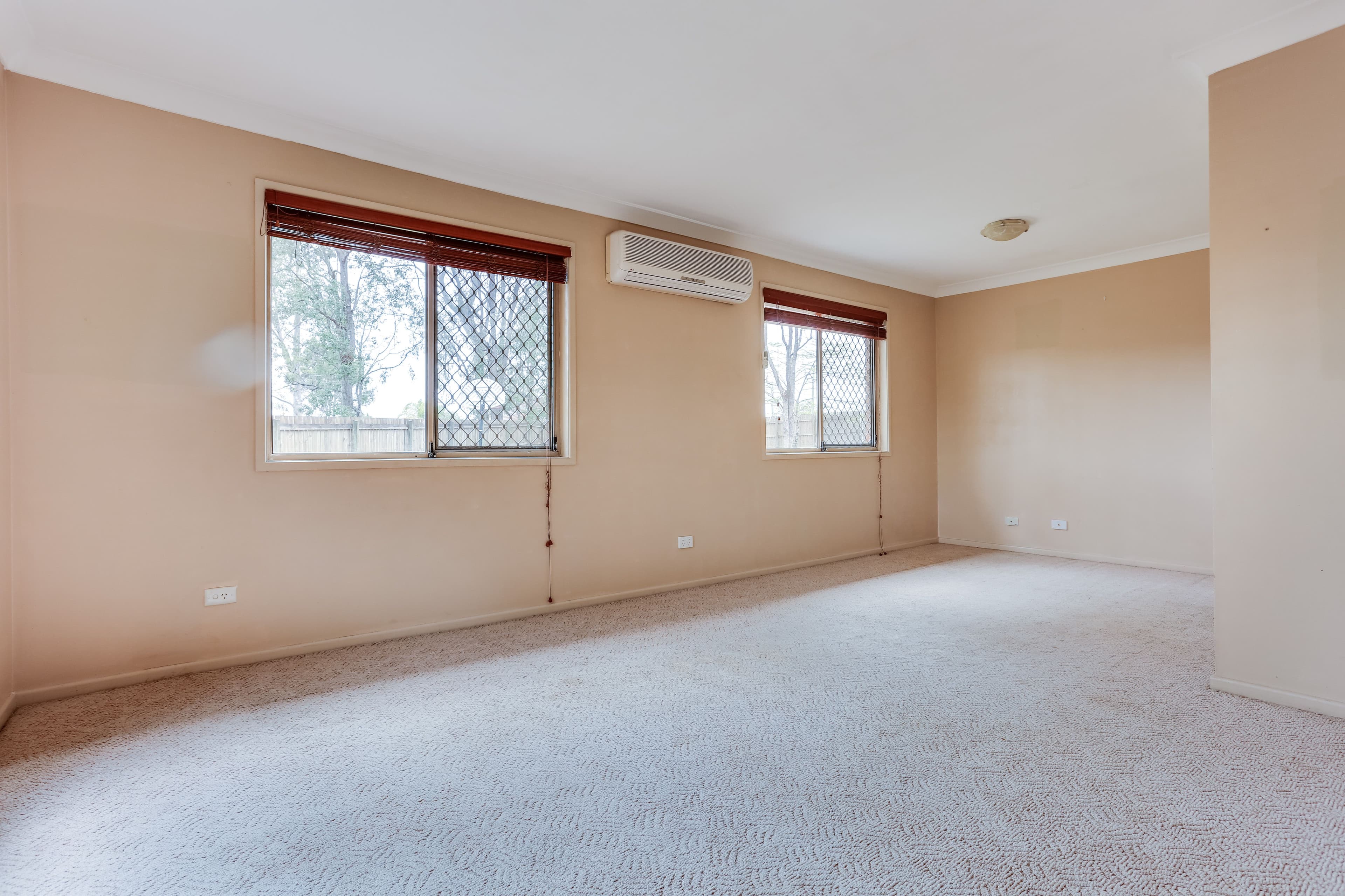 18 Perryman Court, Collingwood Park QLD 4301, Collingwood Park - Thumbnail 3