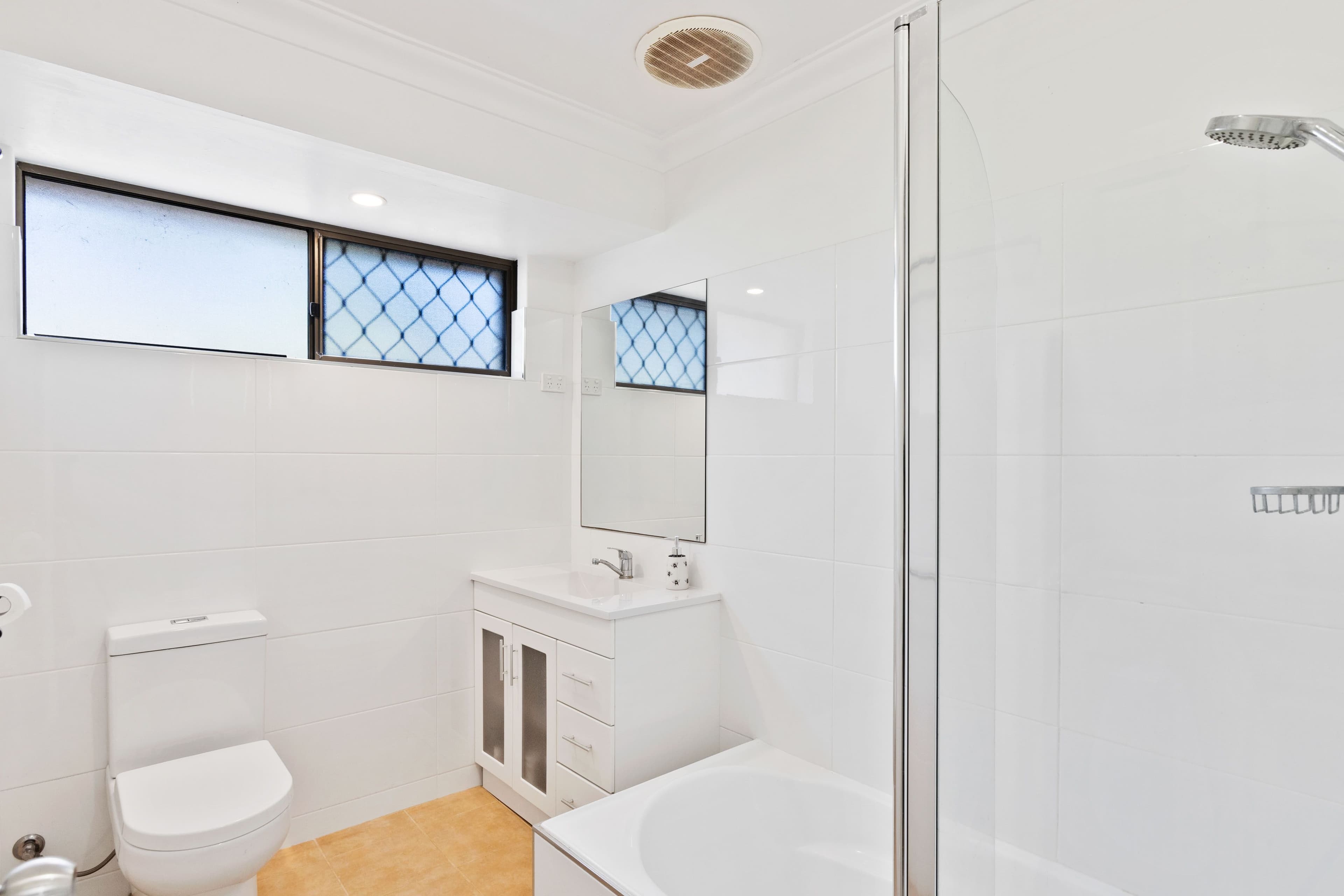 5B Ashford Court, Marangaroo WA 6064, Marangaroo - Thumbnail 5