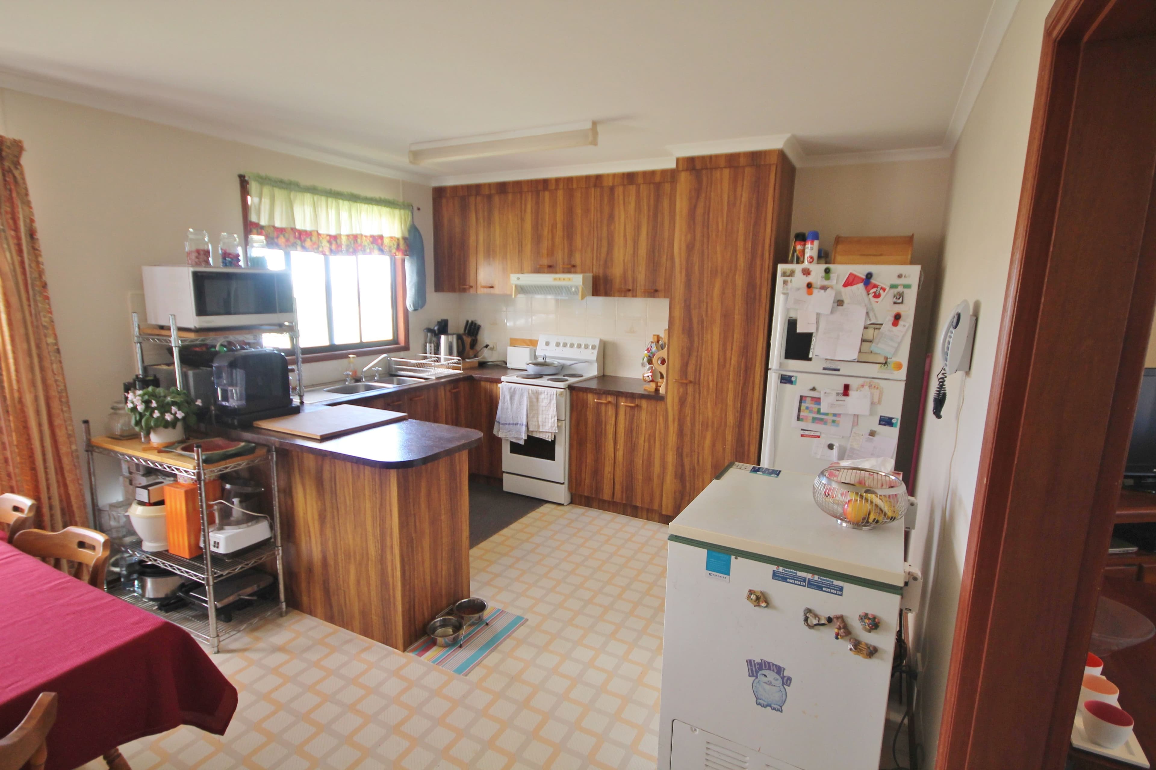 100 Belmore Road, Young NSW 2594, Young - Thumbnail 6