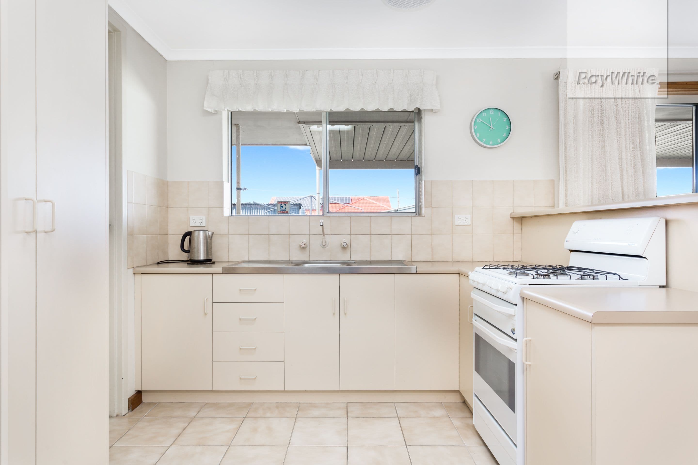 8 Birch Grove, Parafield Gardens SA 5107, Parafield Gardens - Thumbnail 3