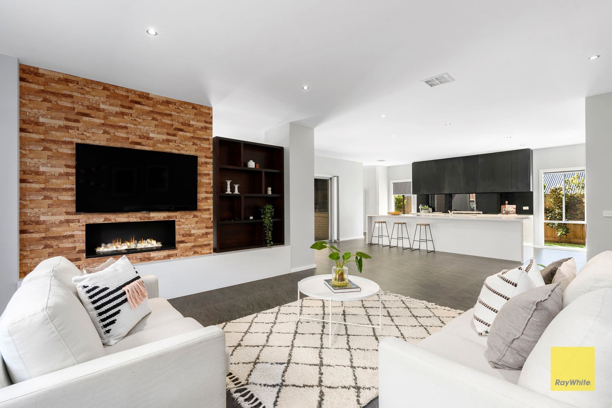 16 Woolondoon Drive, Highton VIC 3216, Highton - Thumbnail 4
