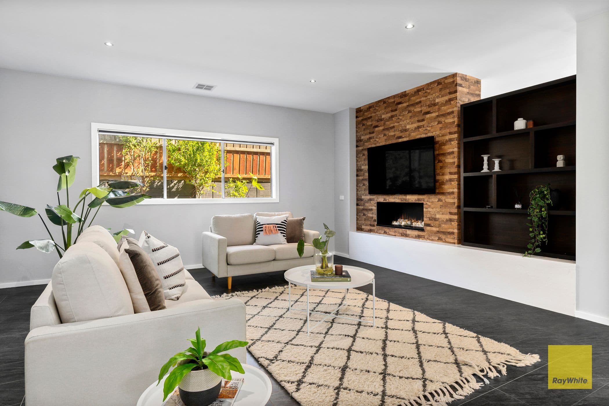 16 Woolondoon Drive, Highton VIC 3216, Highton - Thumbnail 5