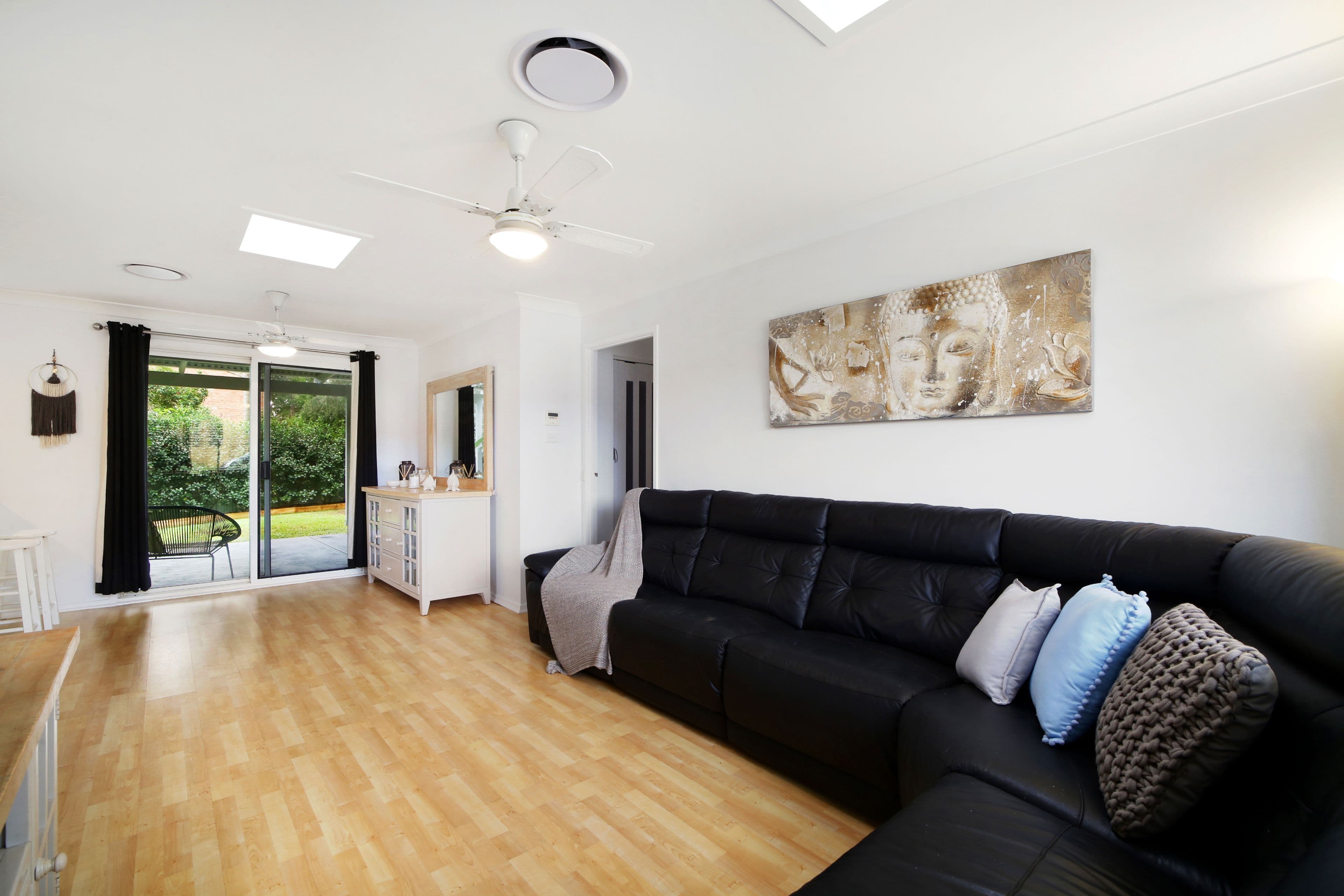12 Woodport Close, Green Point - Thumbnail 3