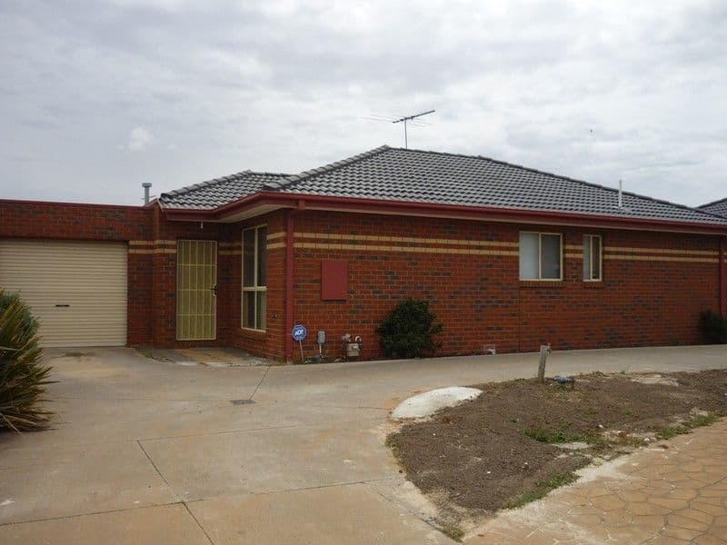  5 Hendriks Court, WERRIBEE VIC 3030, Werribee - Image 1
