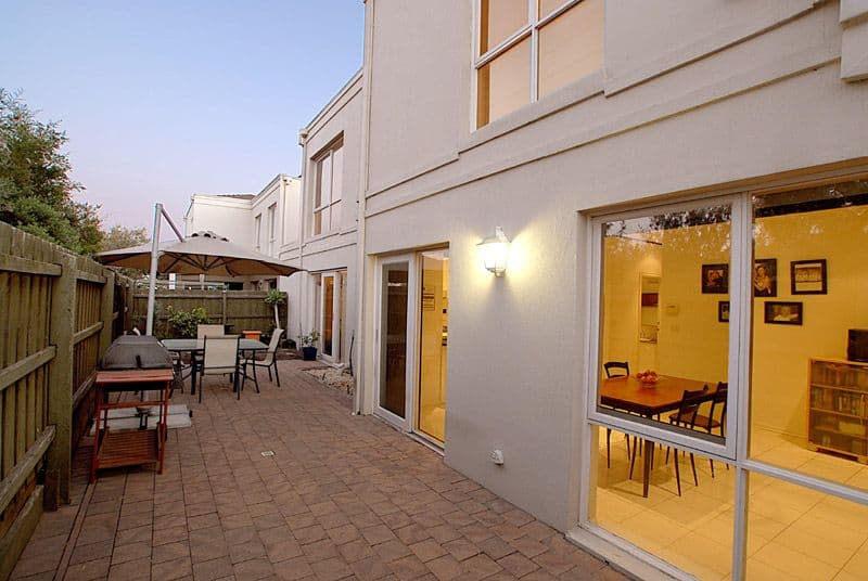 1 Savernake Court, DONCASTER EAST VIC 3109, Doncaster East - Thumbnail 4