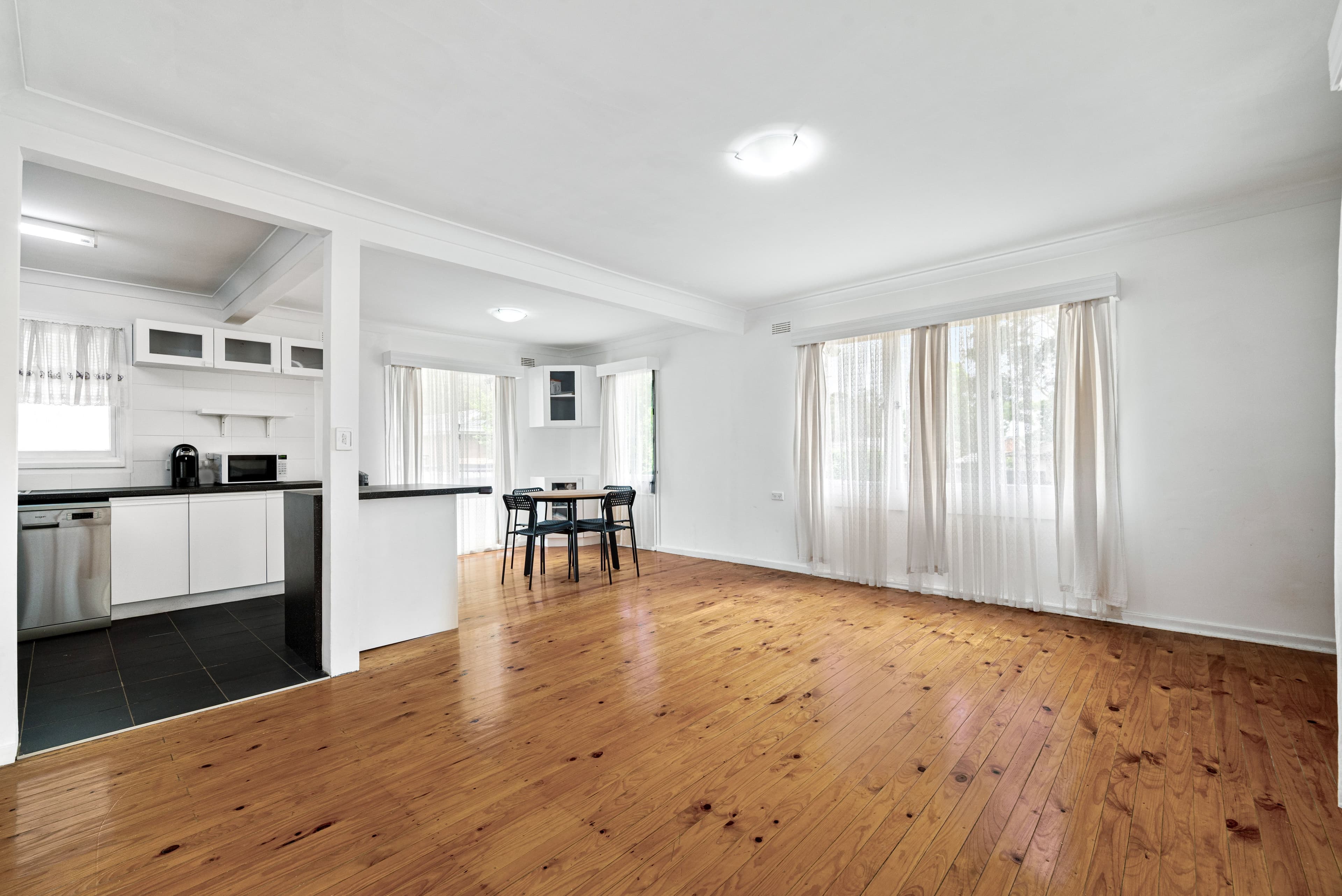 5 Mulga Place, Macquarie Fields NSW 2564, Macquarie Fields - Thumbnail 4