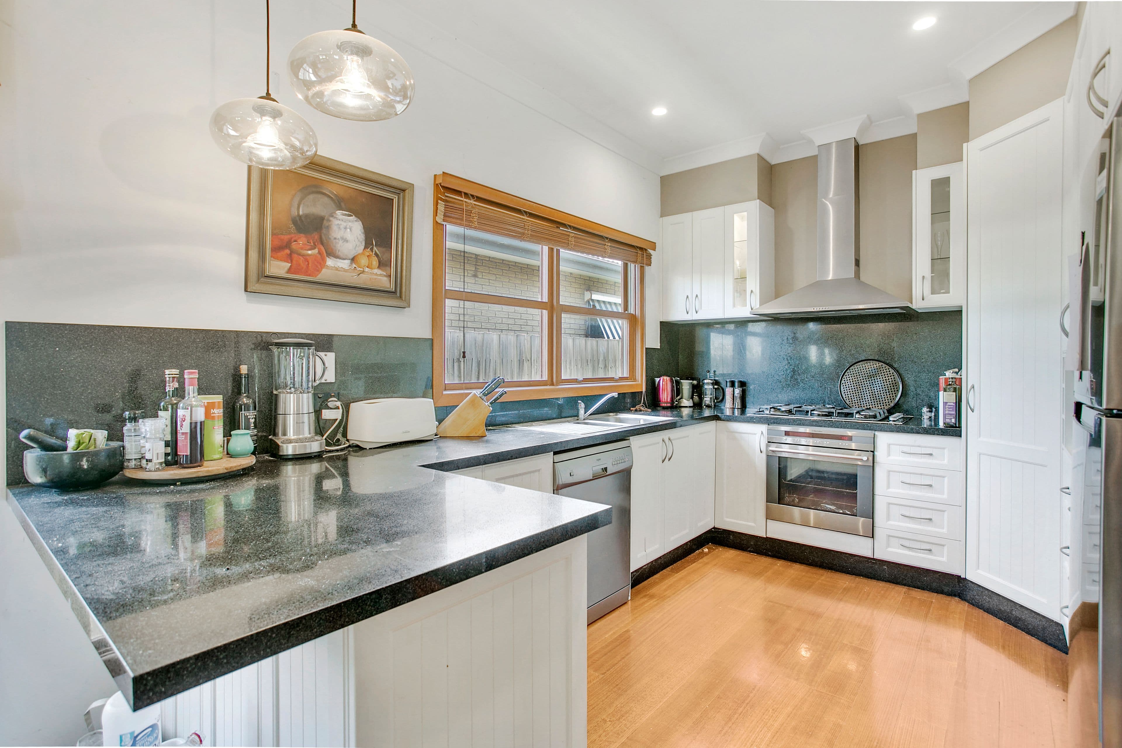8 Francis Street, Frankston VIC 3199, Frankston - Thumbnail 2