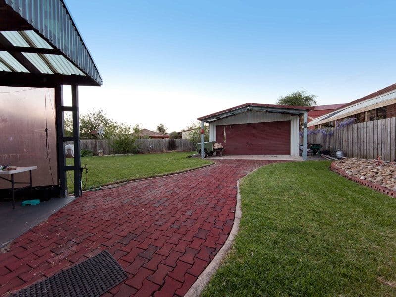 13 Fieldlark Court, CARRUM DOWNS VIC 3201, Carrum Downs - Thumbnail 8