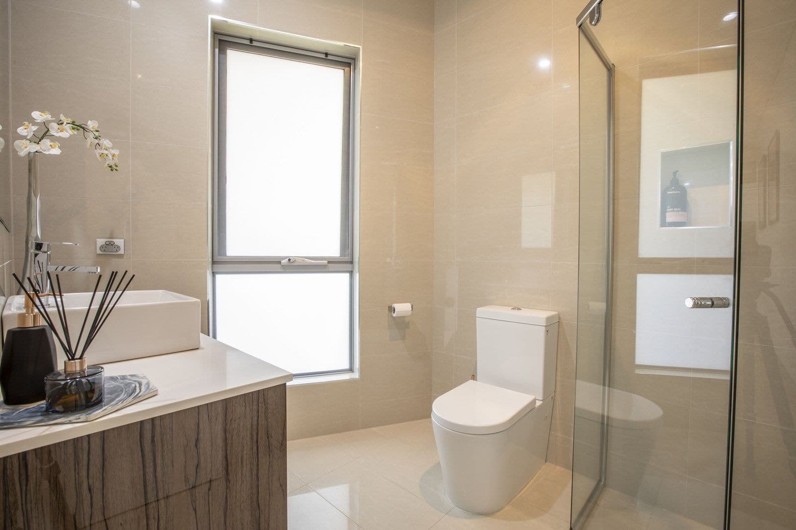 4 Hoover Road, Henley Beach South - Thumbnail 7
