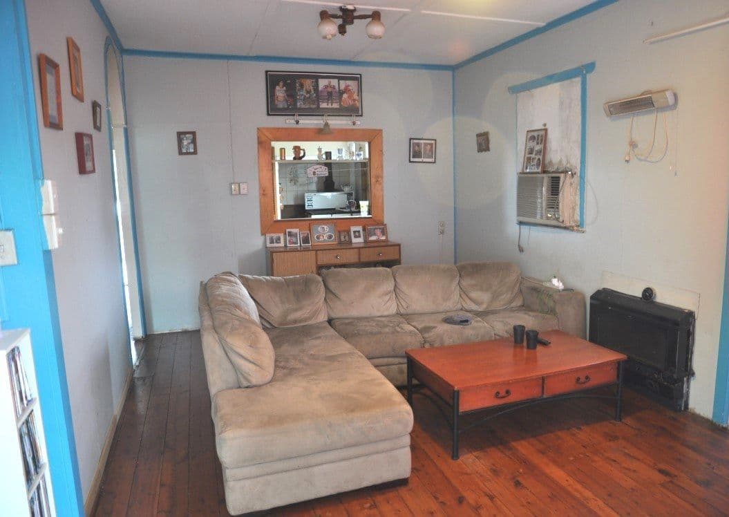 3 Fanny Street, Newtown QLD 4350, Newtown - Thumbnail 2