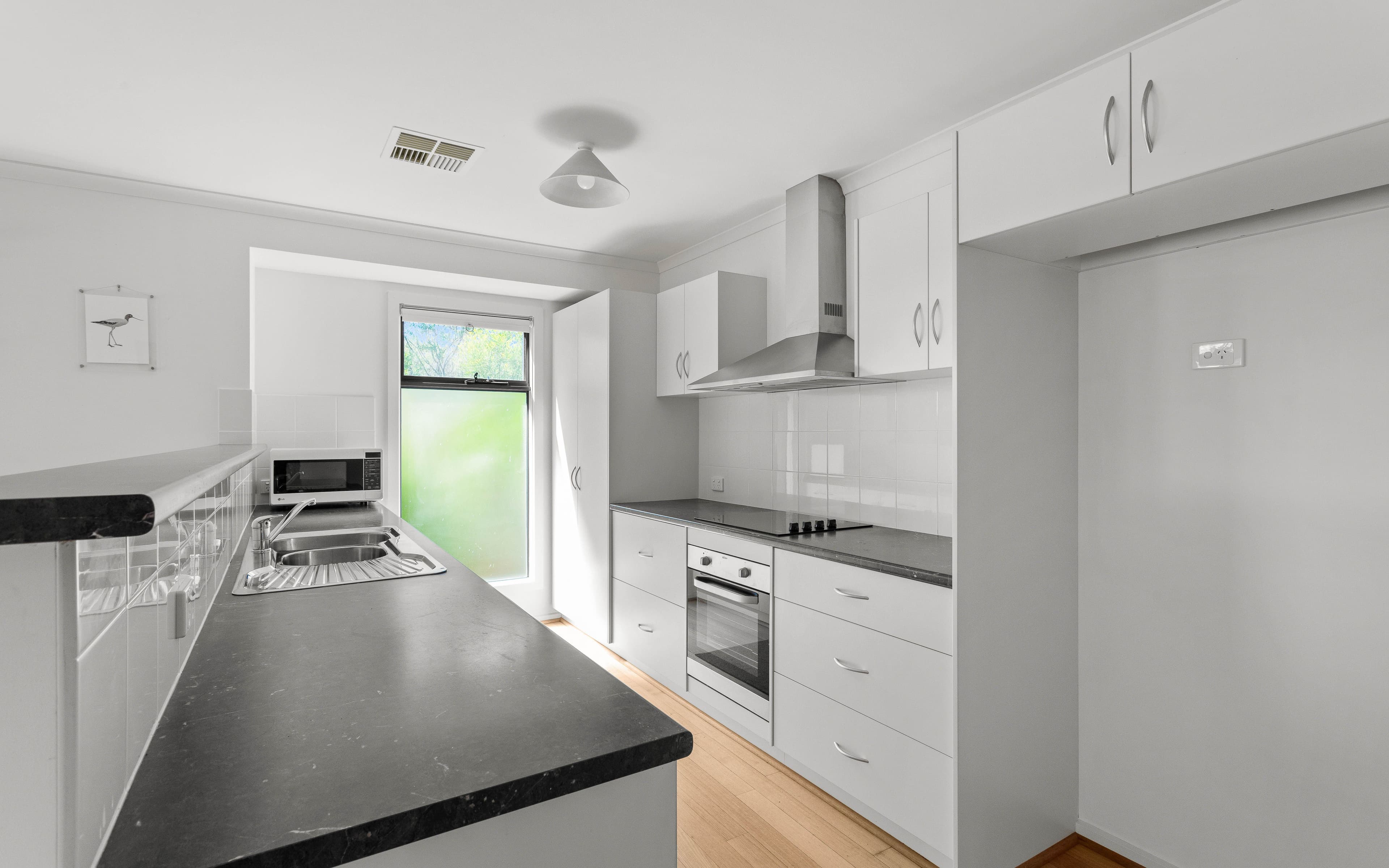 23 George Main Road, Victor Harbor SA 5211, Victor Harbor - Thumbnail 8