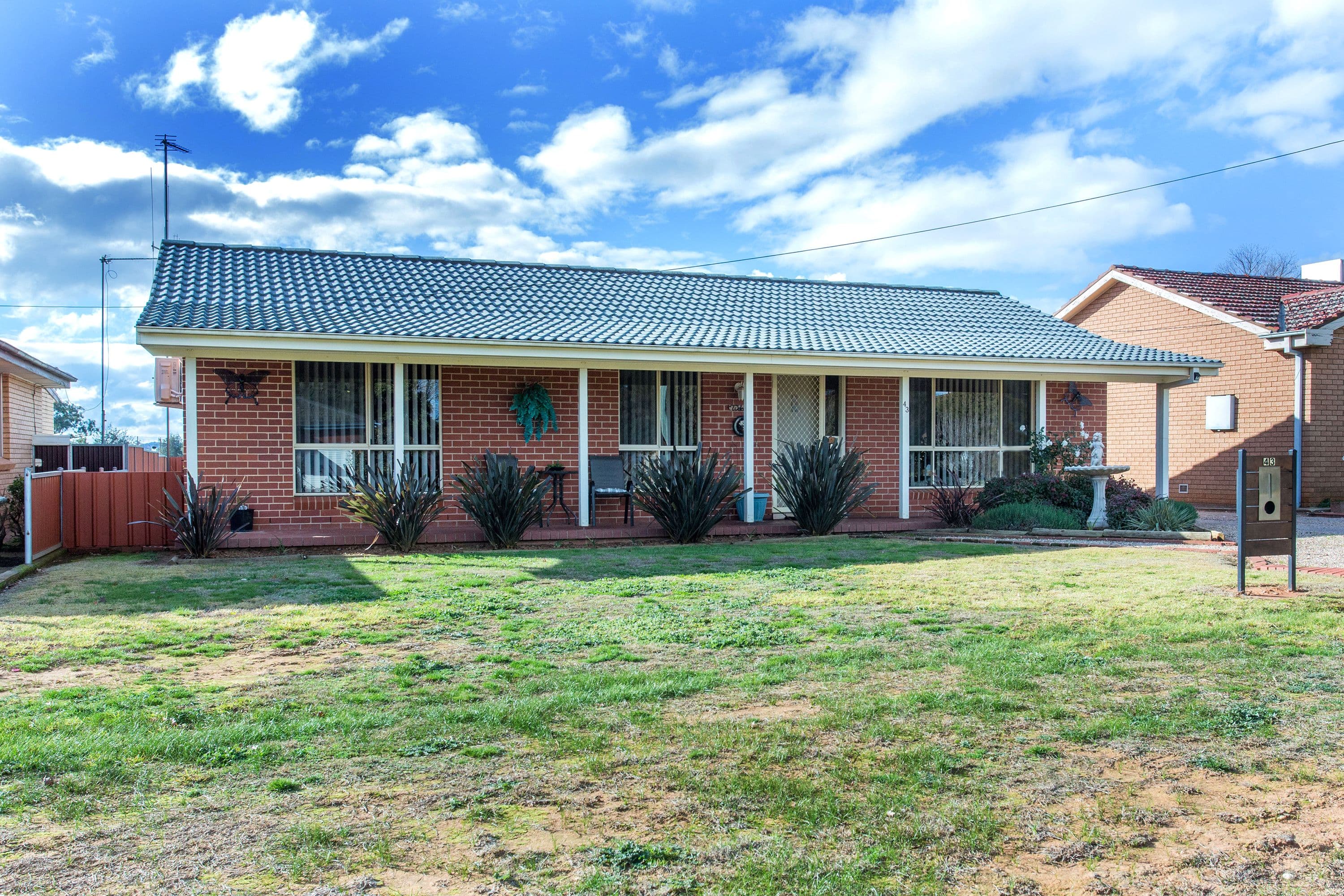 43 Walker Street, Cowra - Image 1