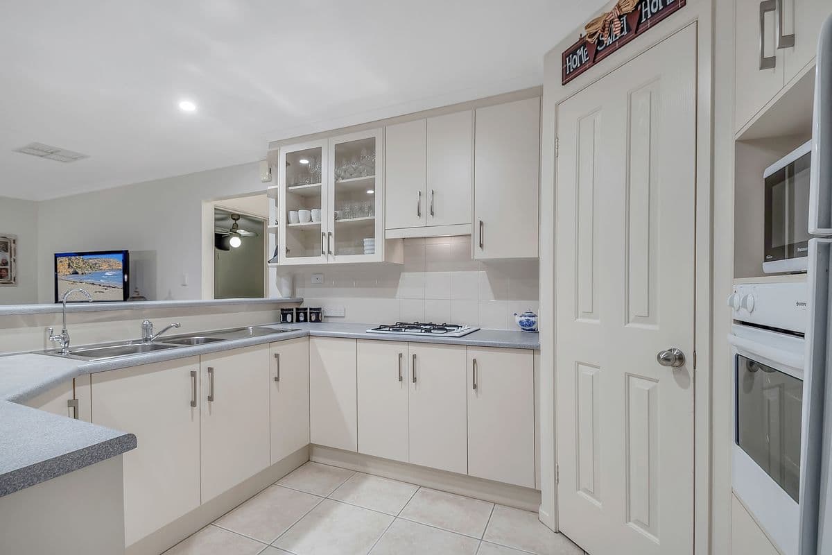 23 Jackaroo Crescent, Walkley Heights SA 5098, Walkley Heights - Thumbnail 7