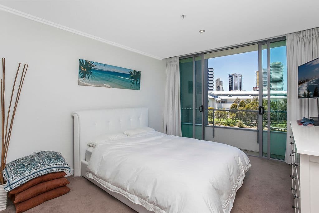 30 Liberty Parade, Ivanhoe, Ivanhoe - Thumbnail 7