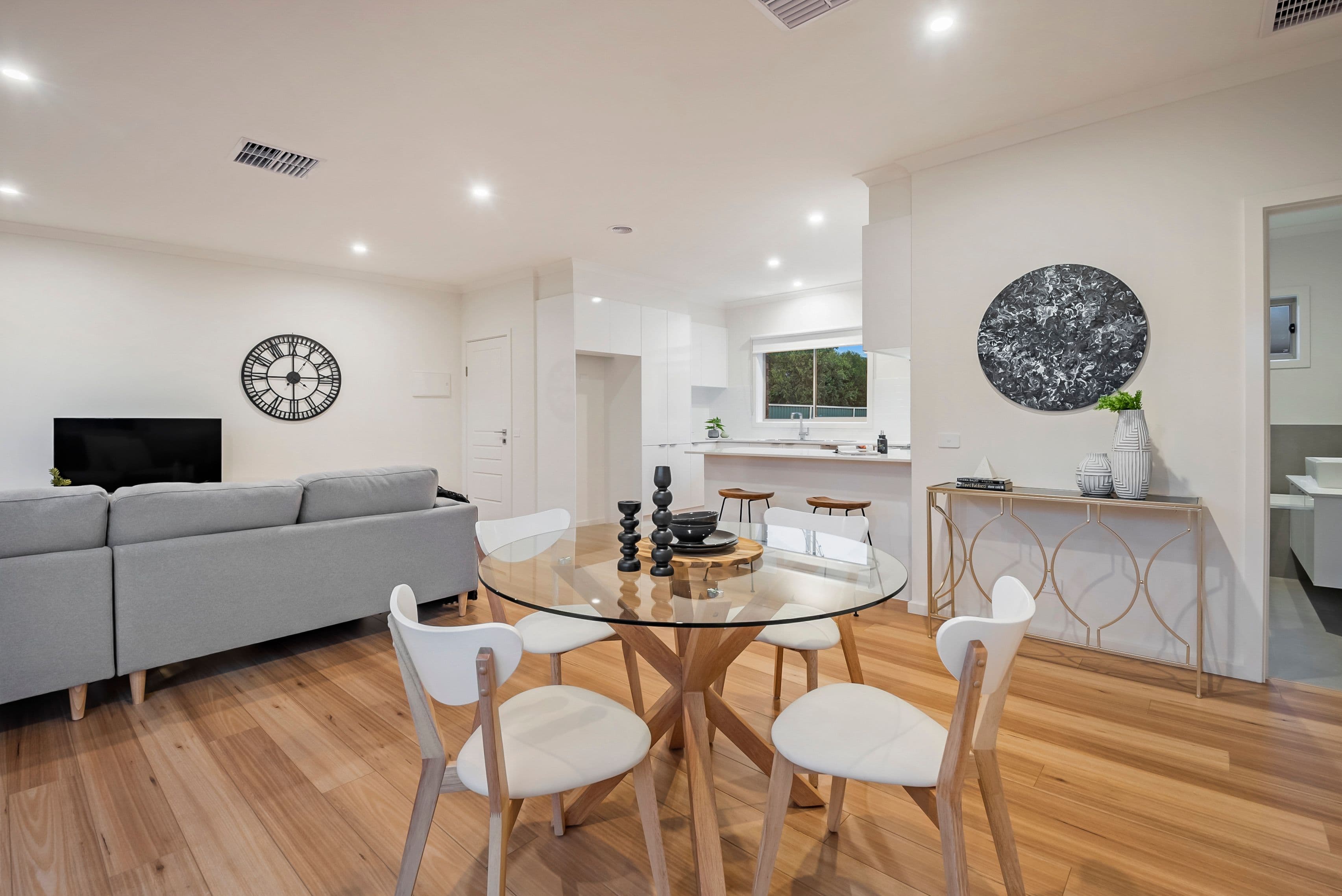 80 Romano Avenue, Mill Park VIC 3082, Mill Park - Thumbnail 4