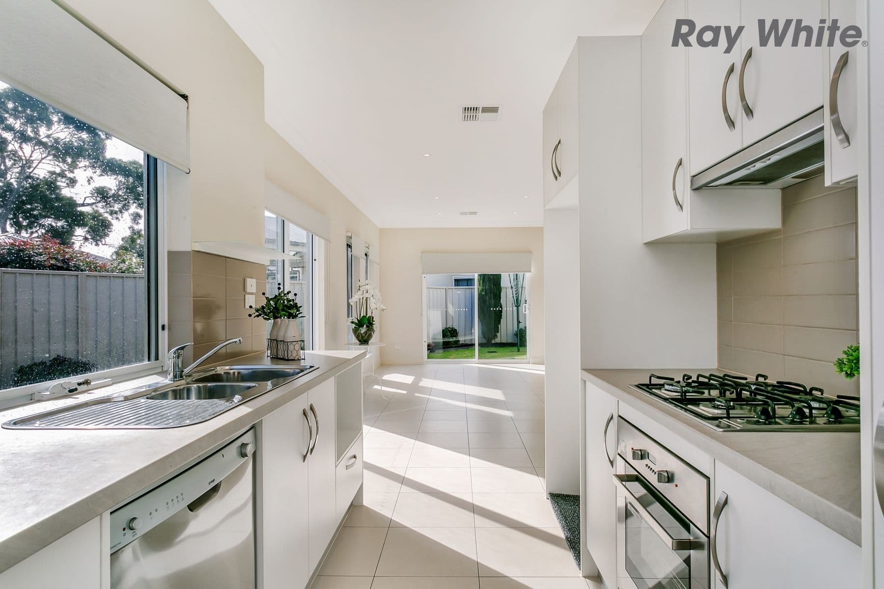 14 Trott Grove, Oaklands Park SA 5046, Oaklands Park - Thumbnail 4
