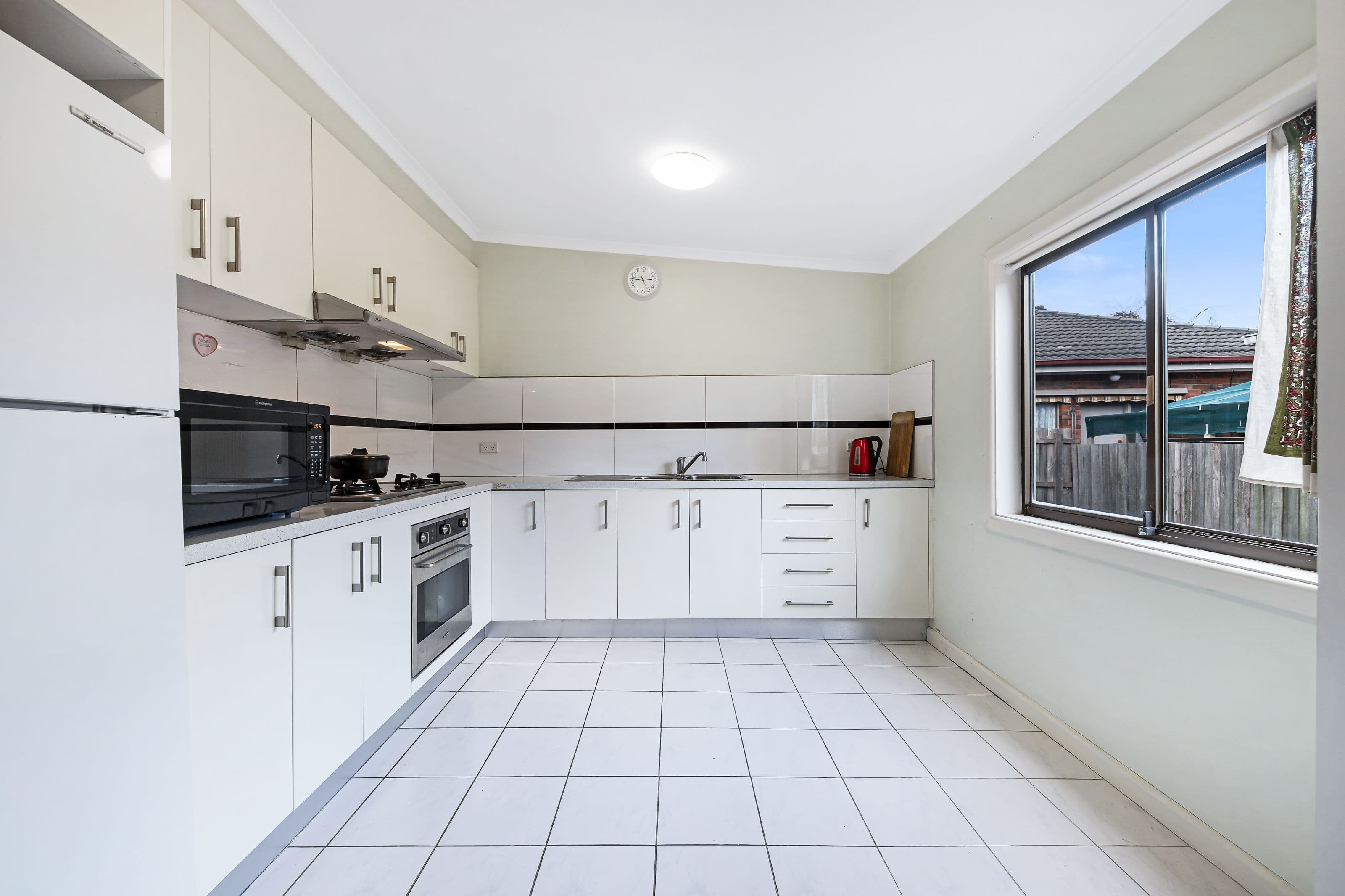 46 Lincoln Avenue, Glen Waverley VIC 3150, Glen Waverley - Thumbnail 4