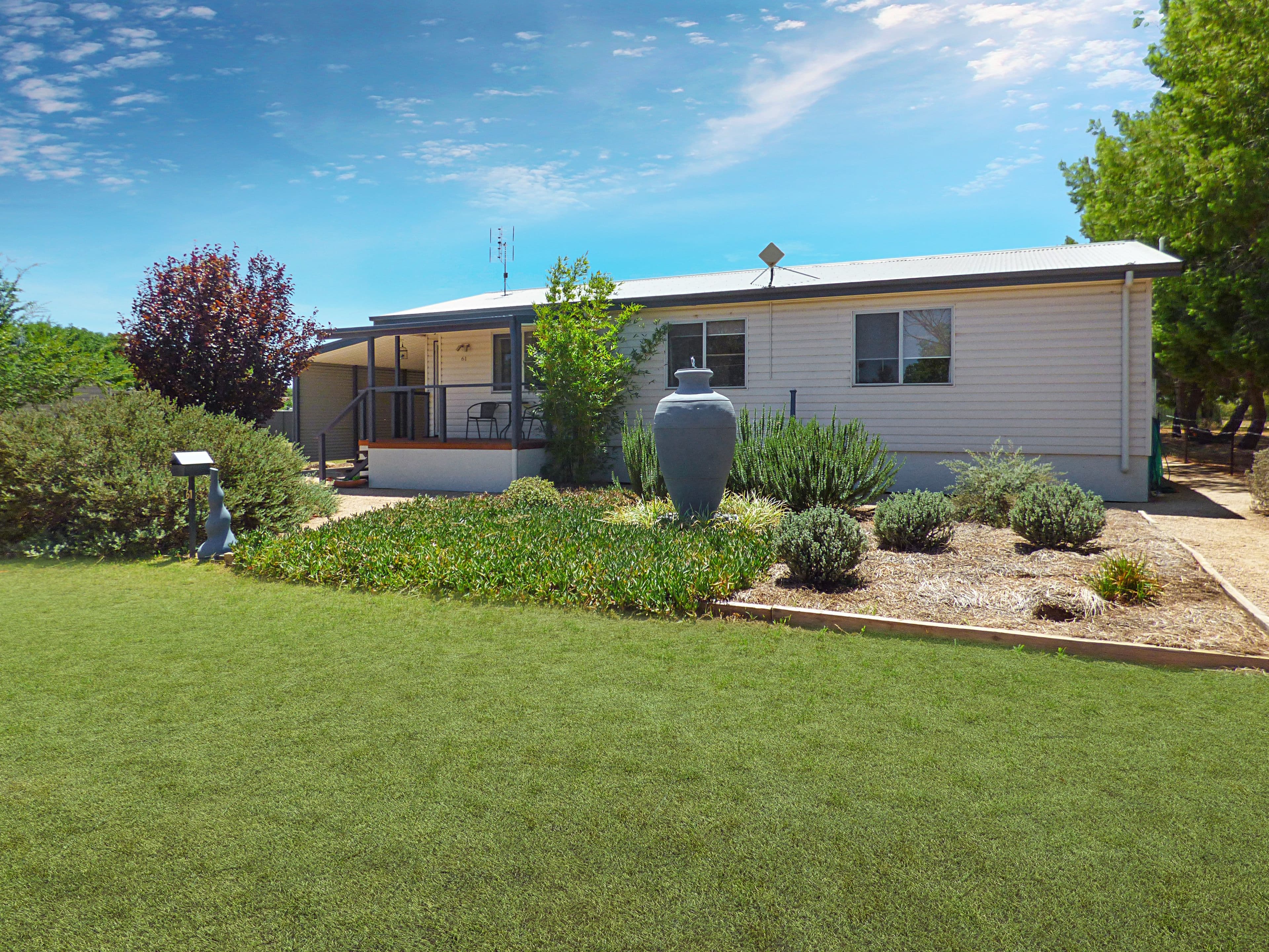 61 Oberon Street, Eugowra - Image 1