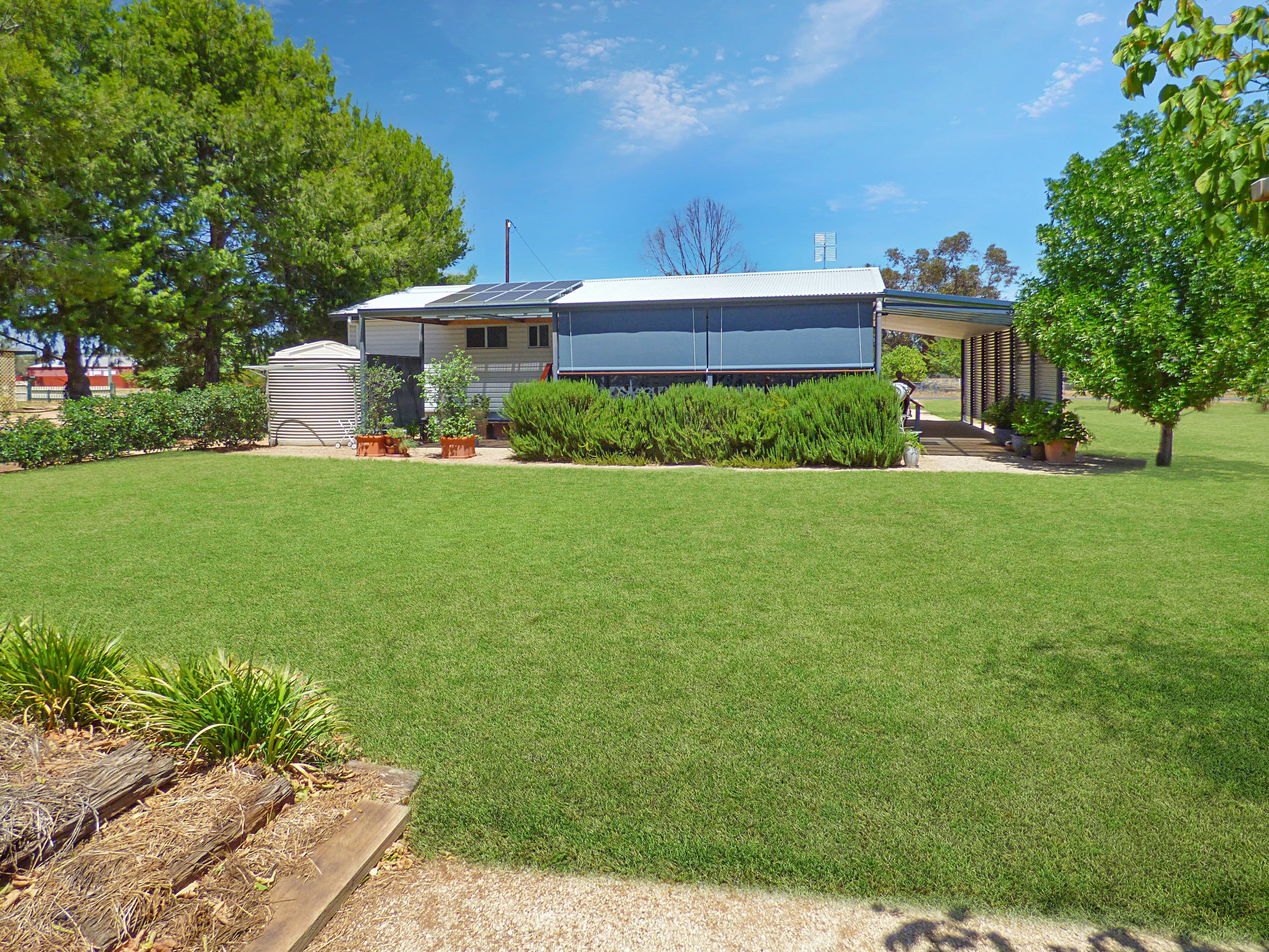 61 Oberon Street, Eugowra - Thumbnail 2