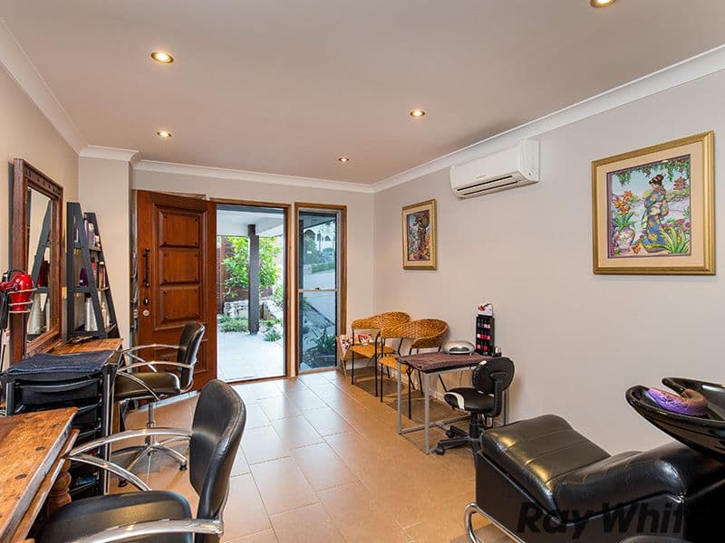 17 Woodtop Court, Ferny Hills QLD 4055, Ferny Hills - Thumbnail 5
