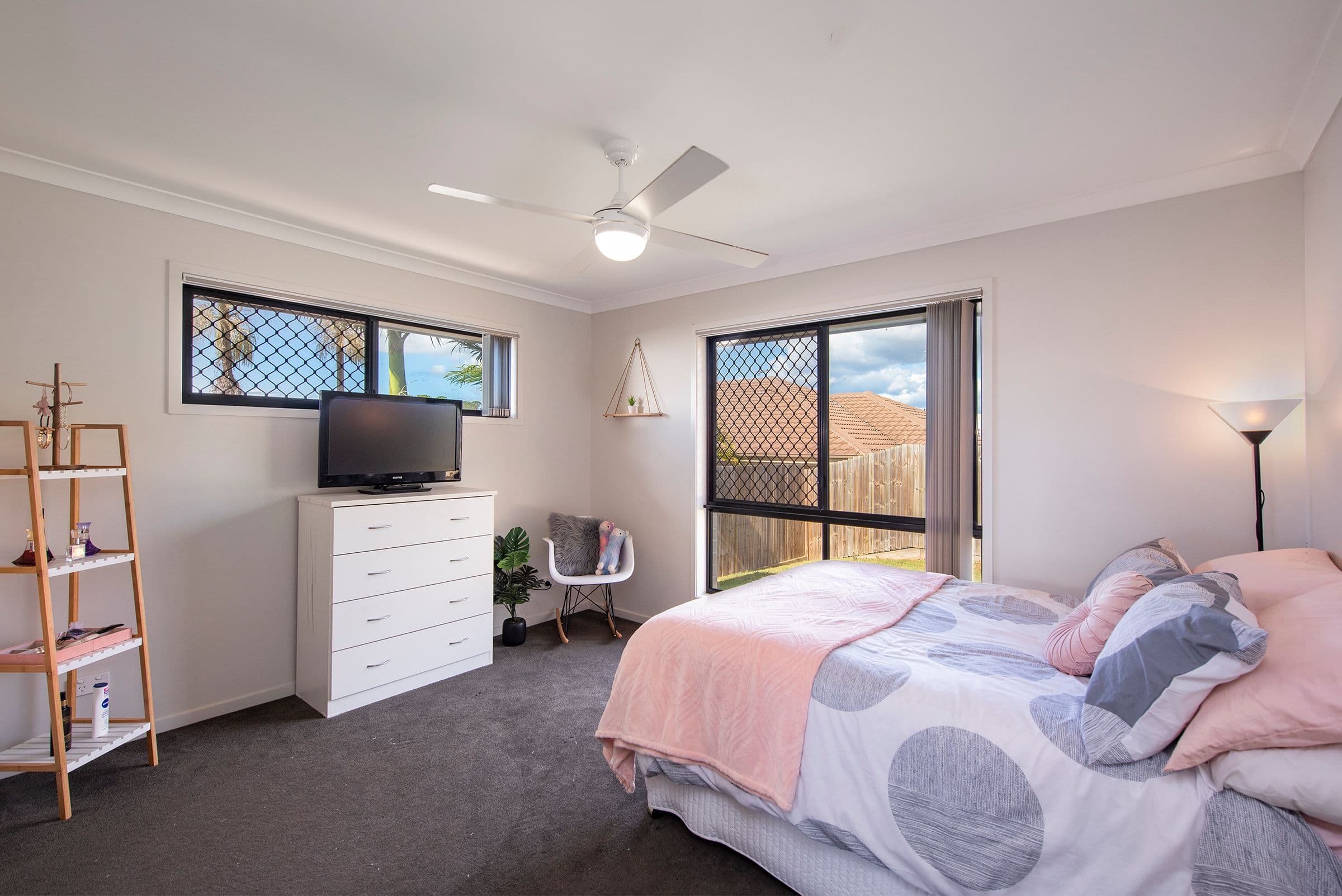 11 Spruce Street, Loganlea QLD 4131, Loganlea - Thumbnail 7
