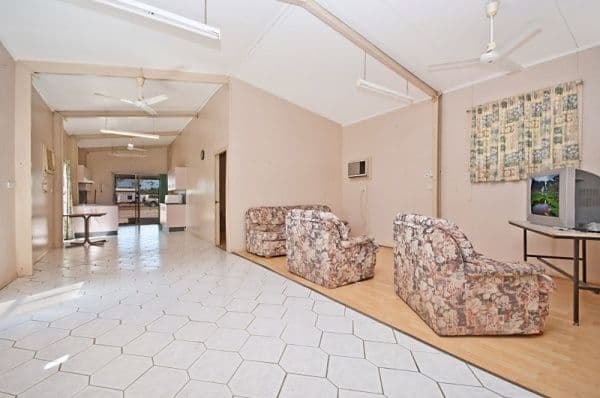 16 Carmen Close, YABULU QLD 4818, Yabulu - Thumbnail 2