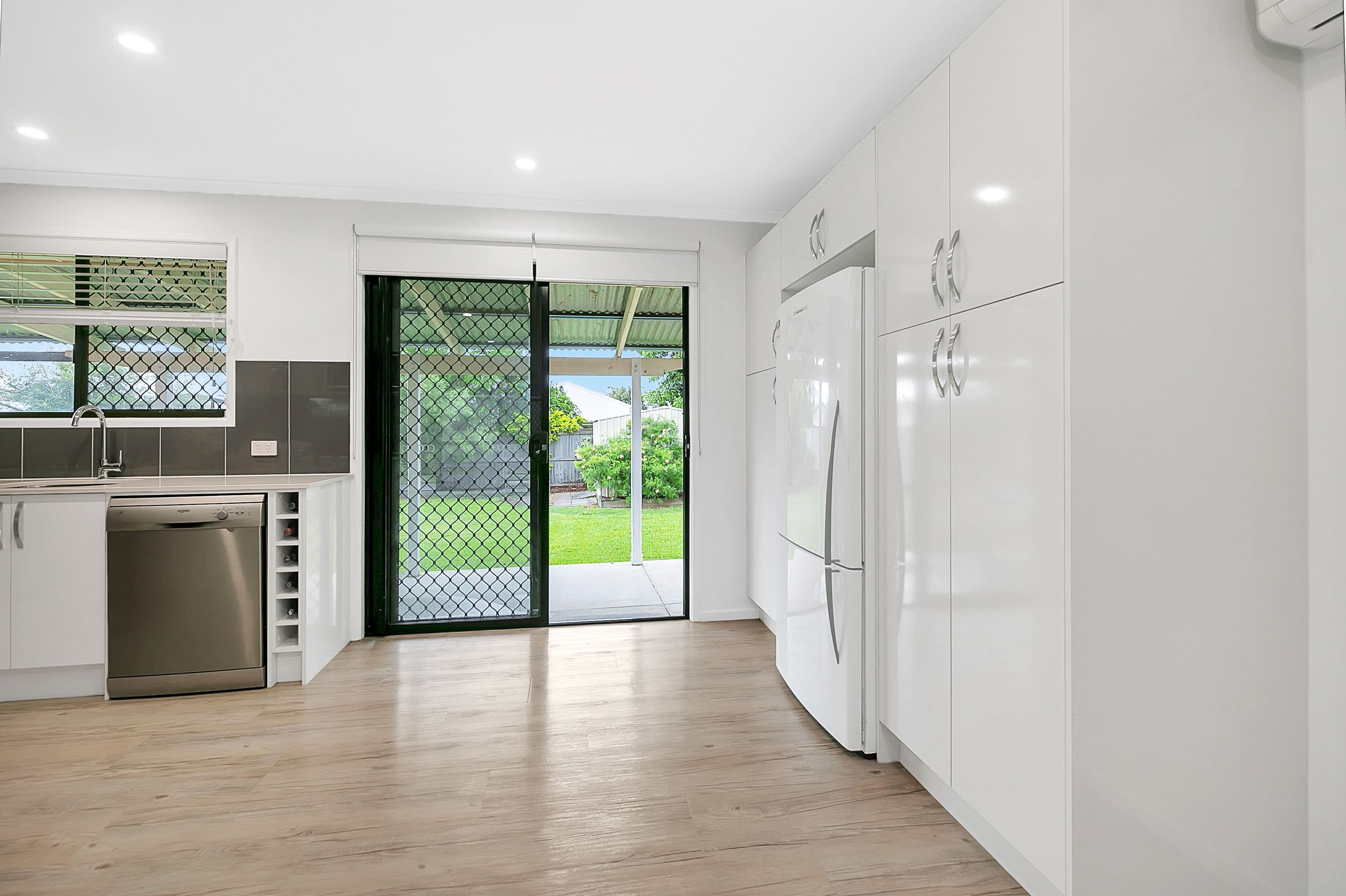 10 Gerbera Street, Alexandra Hills QLD 4161, Alexandra Hills - Thumbnail 4