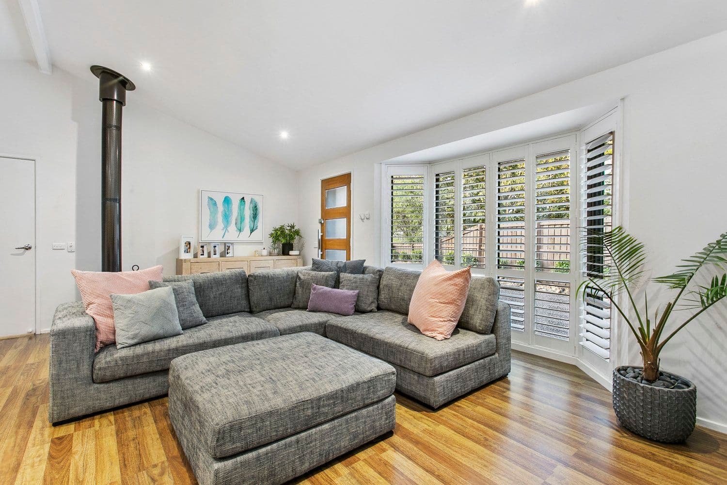 14 Collins Crescent, Berwick VIC 3806, Berwick - Thumbnail 2