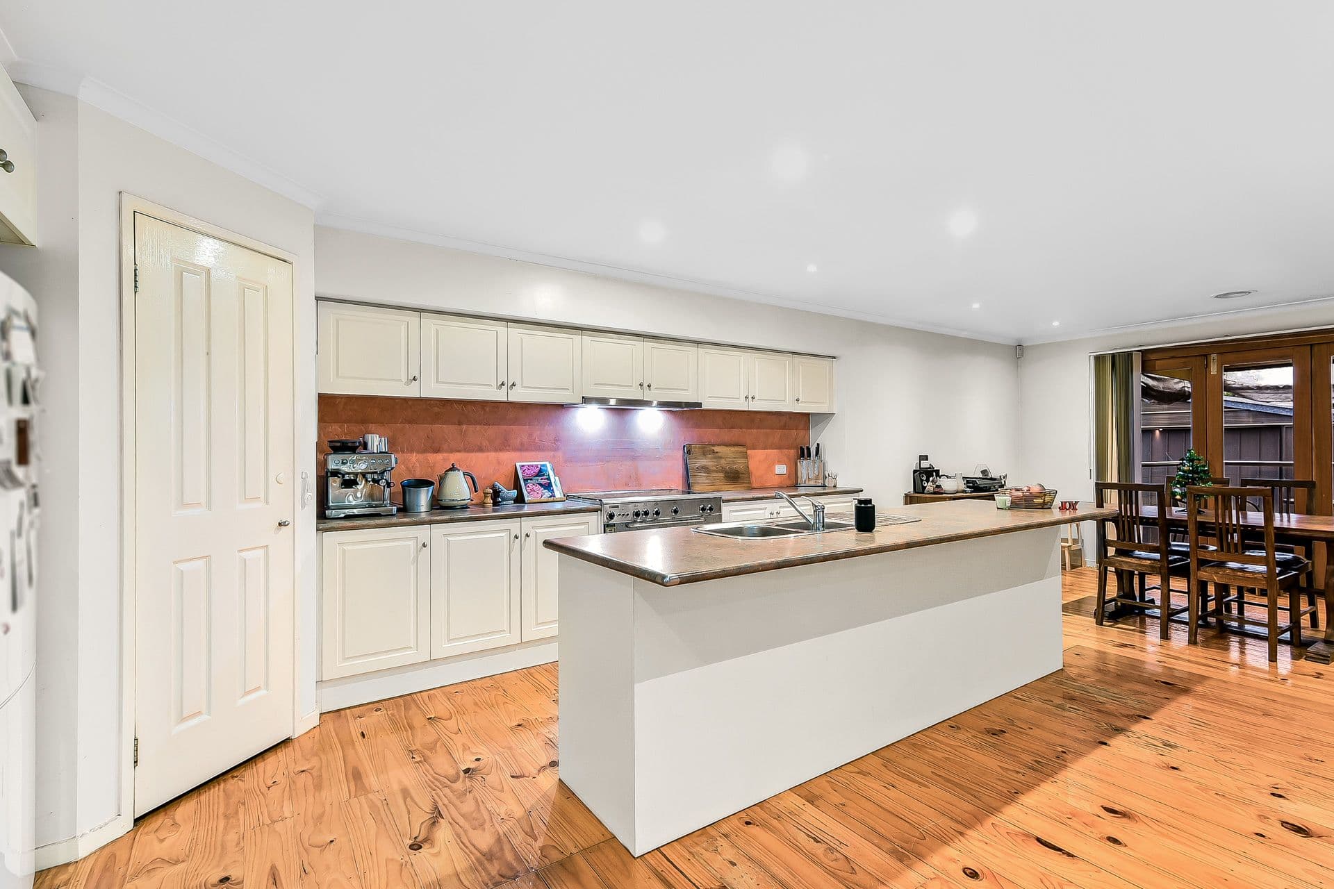 8 Greenlaw Crescent, Berwick VIC 3806, Berwick - Thumbnail 8