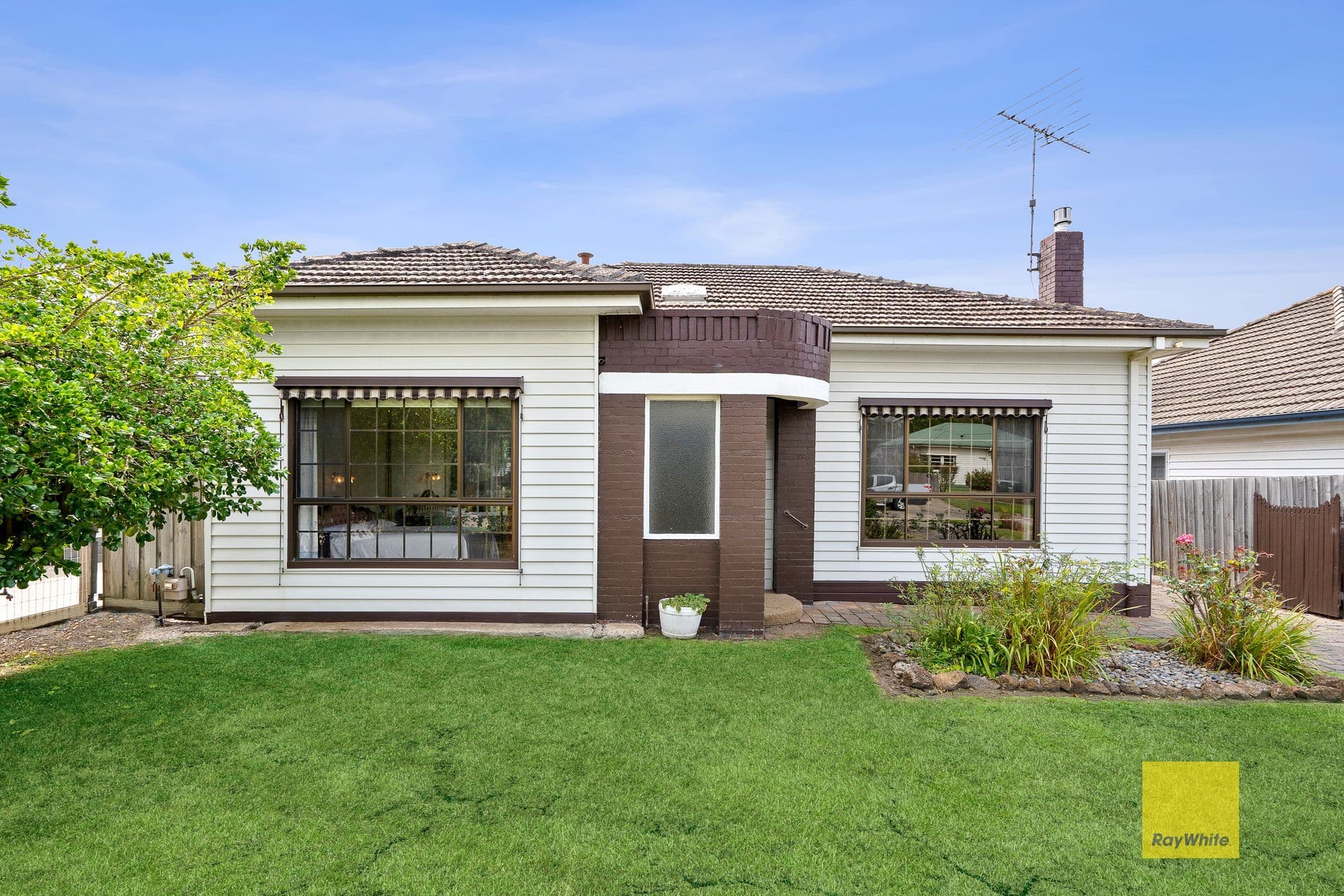 34 Lascelles Avenue, Manifold Heights VIC 3218, Manifold Heights - Image 1