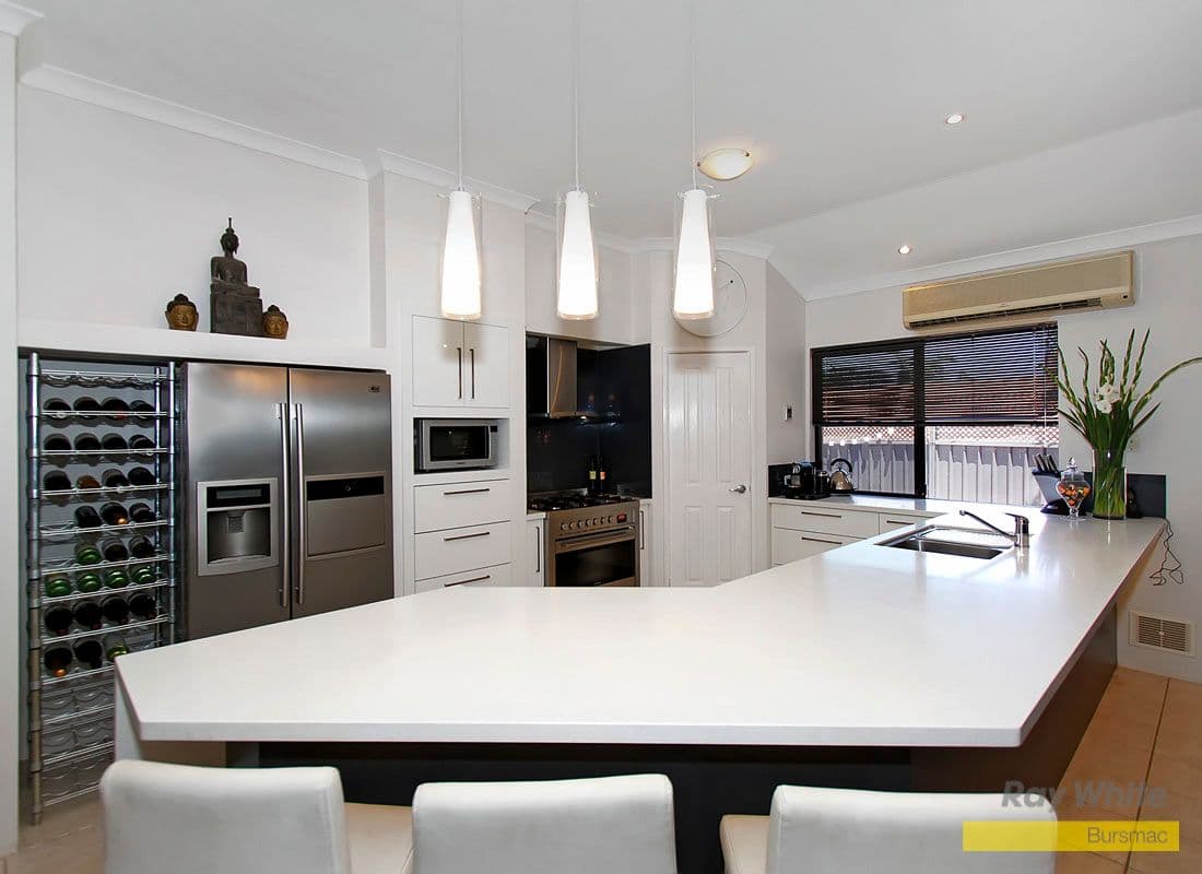 404 Summerlakes Parade, BALLAJURA WA 6066, Ballajura - Image 1