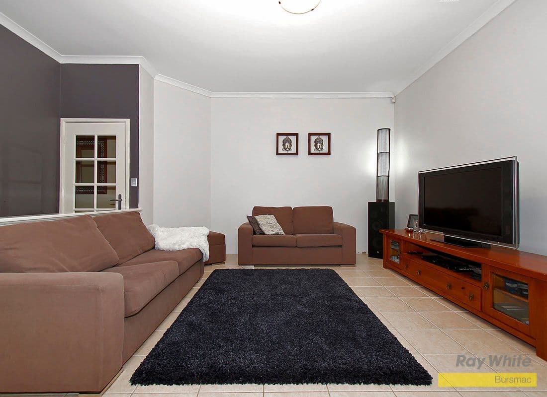 404 Summerlakes Parade, BALLAJURA WA 6066, Ballajura - Thumbnail 8