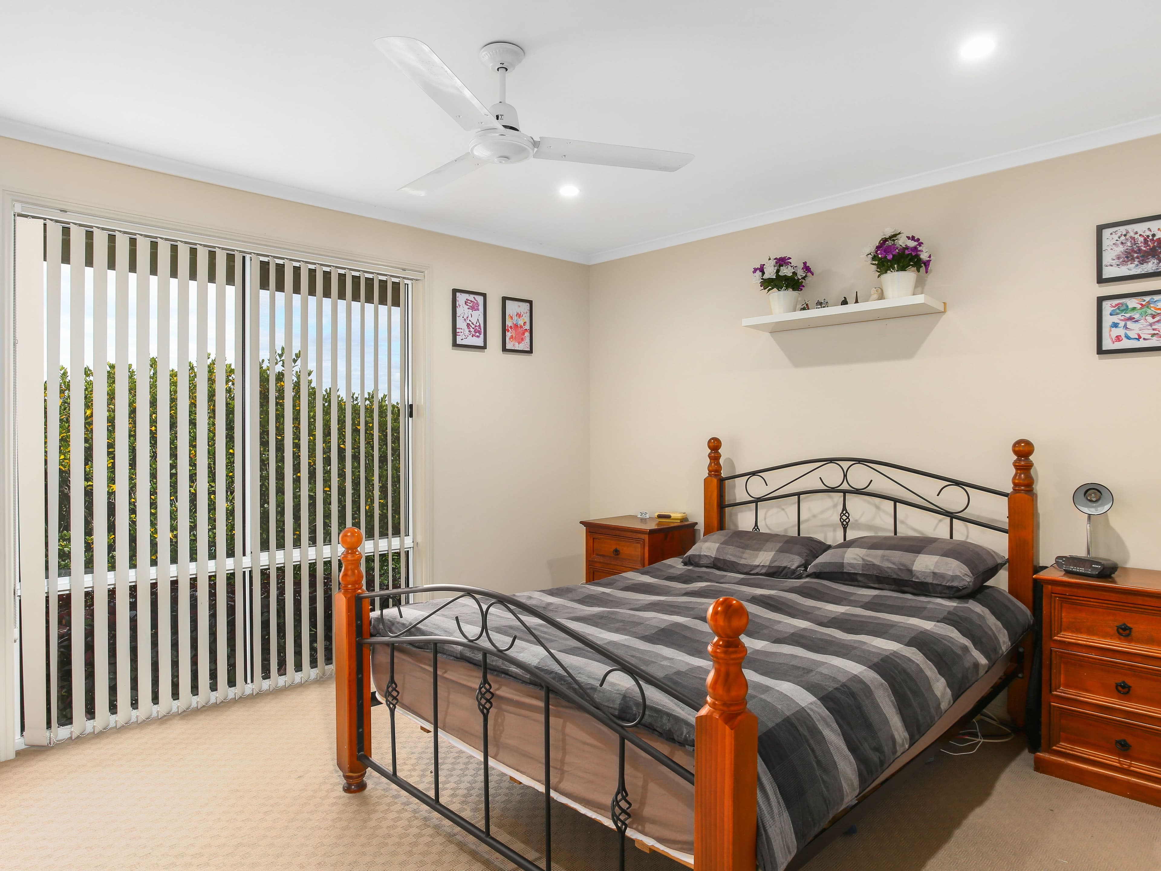 11 Martin Crescent, Junction Hill - Thumbnail 8