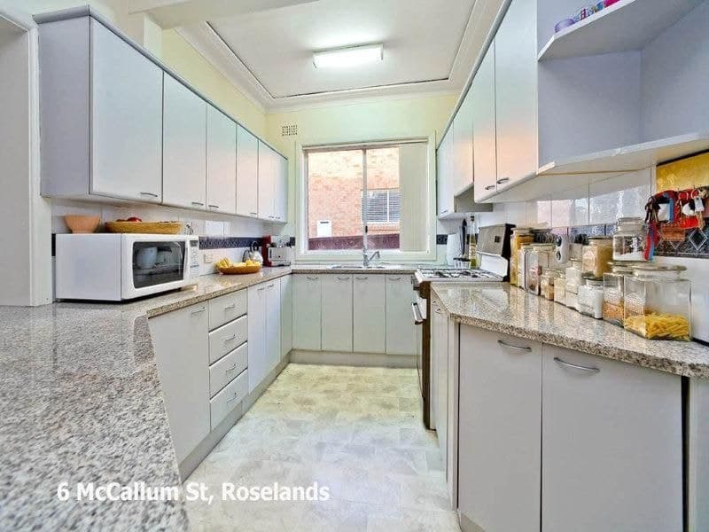 6-6A McCallum Street, Roselands - Thumbnail 4