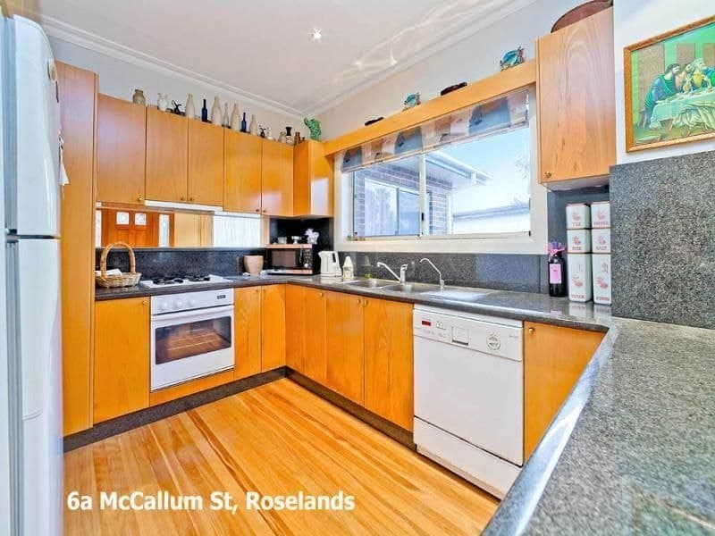 6-6A McCallum Street, Roselands - Thumbnail 7