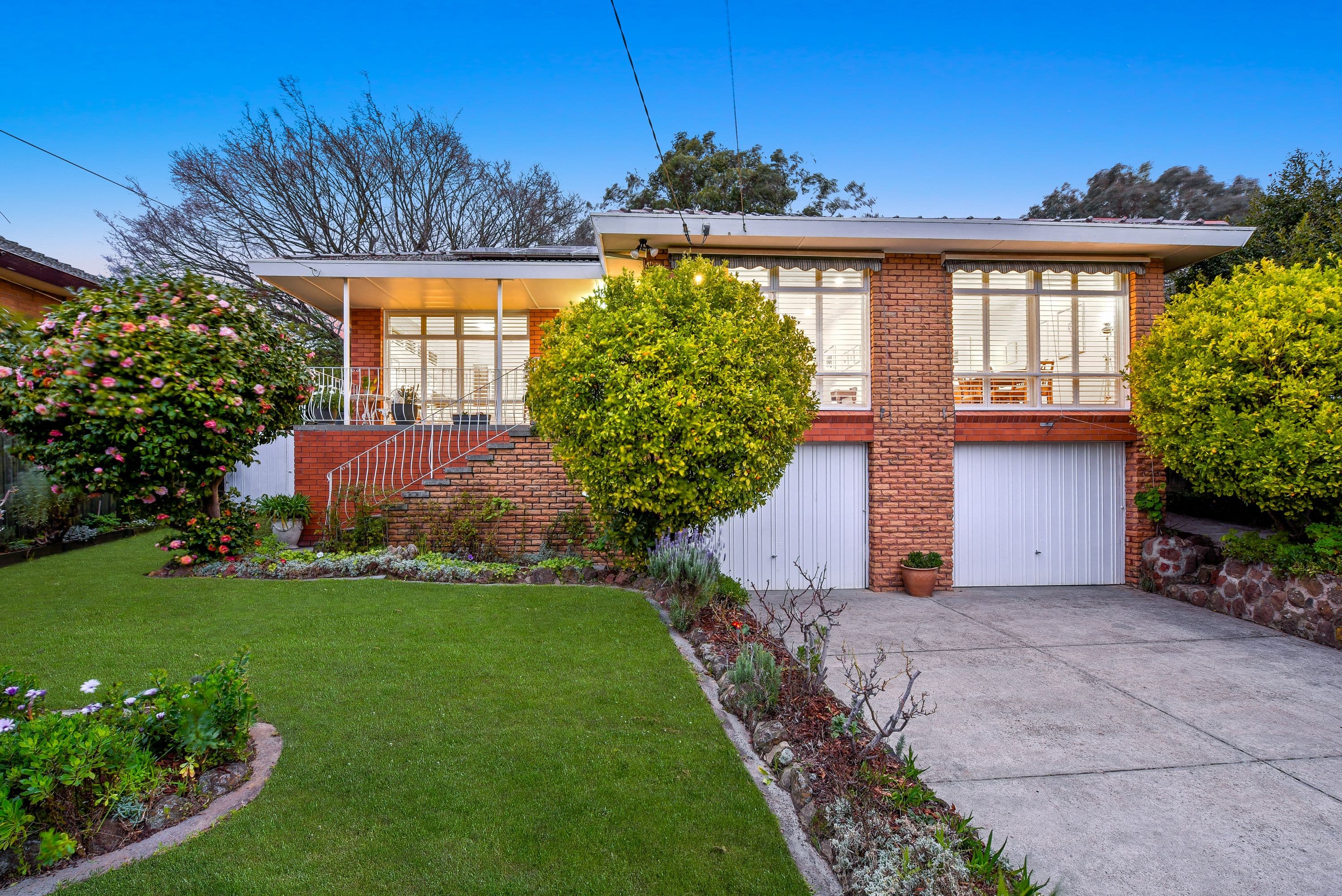 92 Hinkler Road East, Glen Waverley VIC 3150, Glen Waverley - Image 1