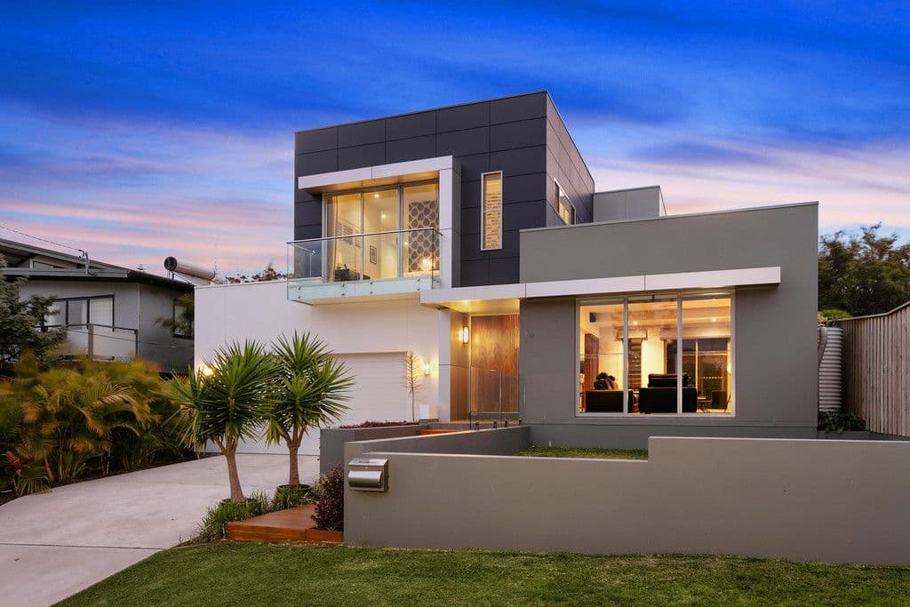 10 Playfair Road, North Curl Curl NSW 2099, North Curl Curl - Thumbnail 3