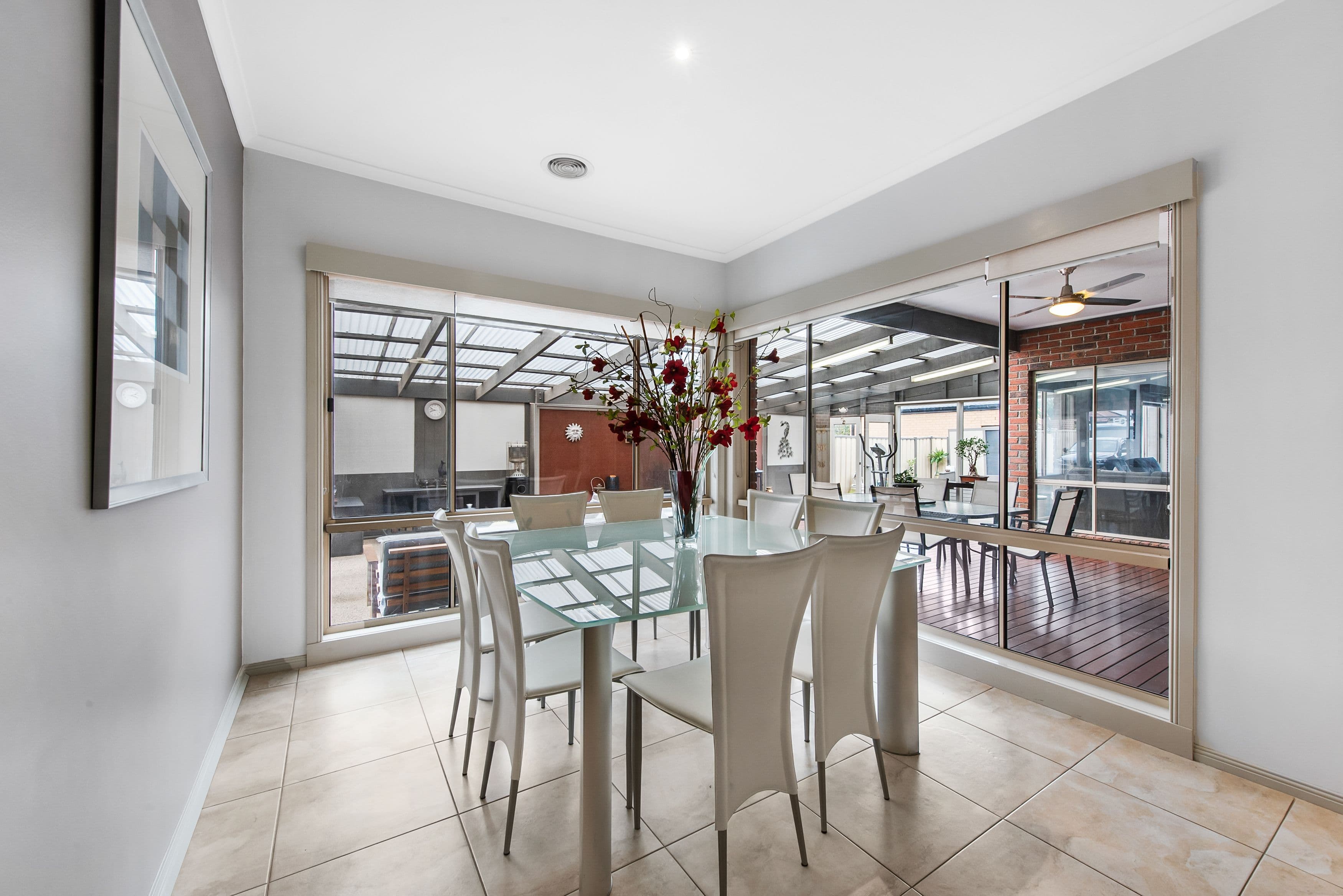 18 St Vincent Way, Caroline Springs VIC 3023, Caroline Springs - Thumbnail 5