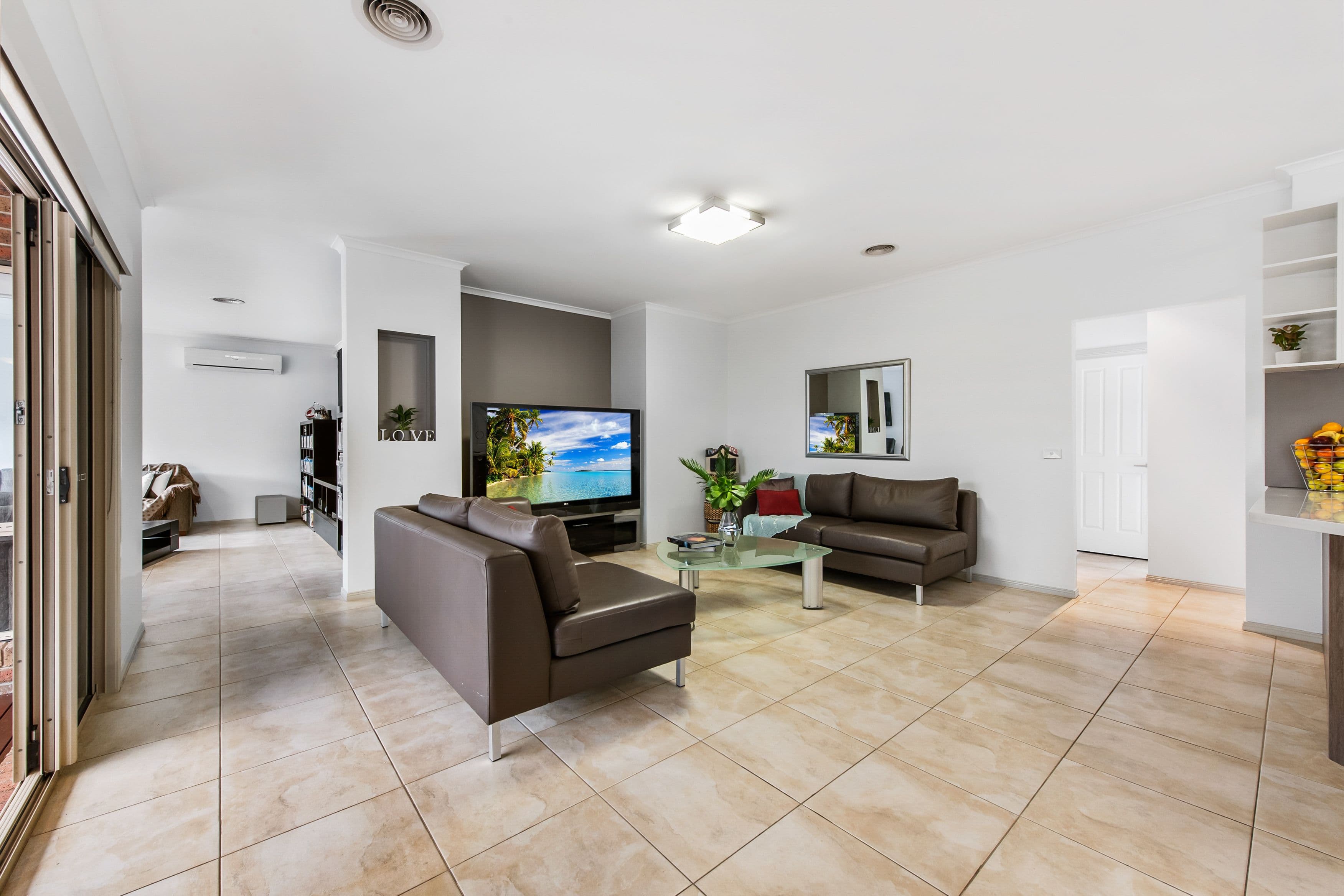 18 St Vincent Way, Caroline Springs VIC 3023, Caroline Springs - Thumbnail 8