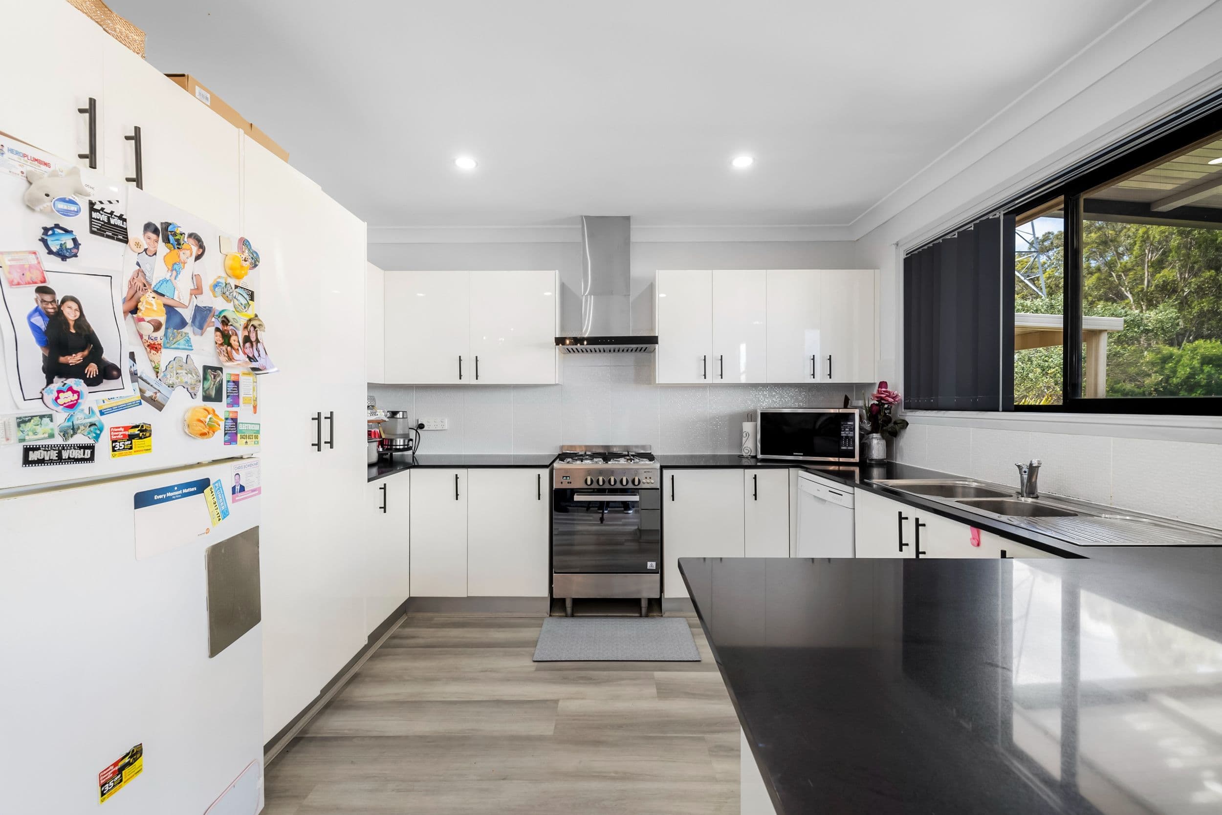 323A Whitford Road, Green Valley NSW 2168, Green Valley - Thumbnail 4
