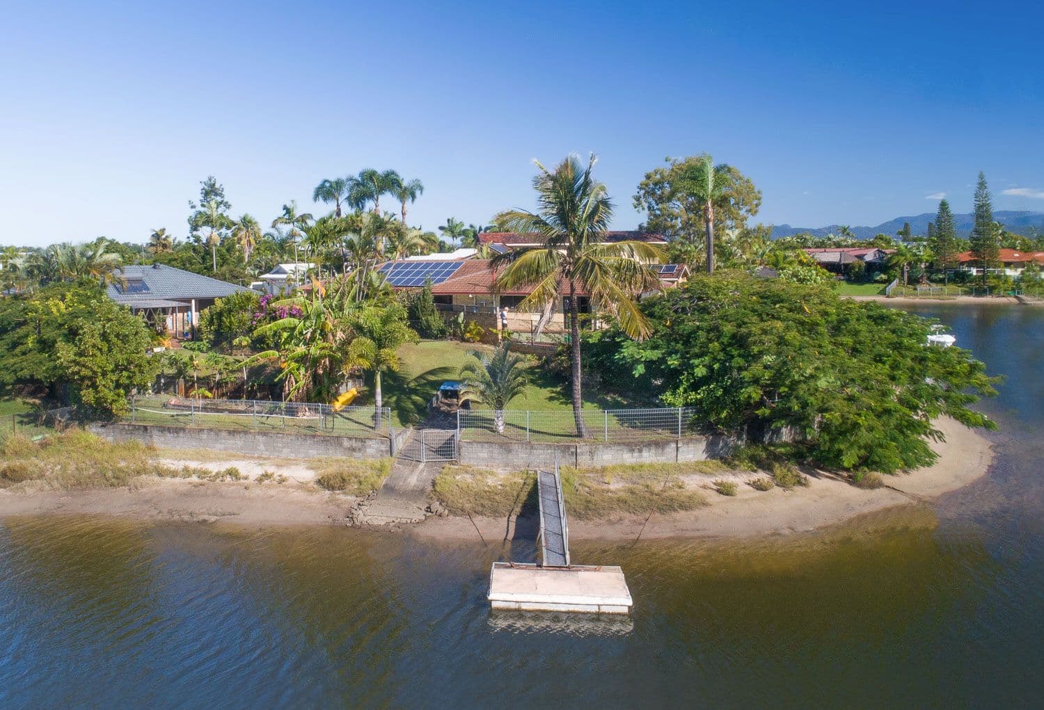 1 Ibis Court, Sorrento QLD 4217, Sorrento - Thumbnail 2