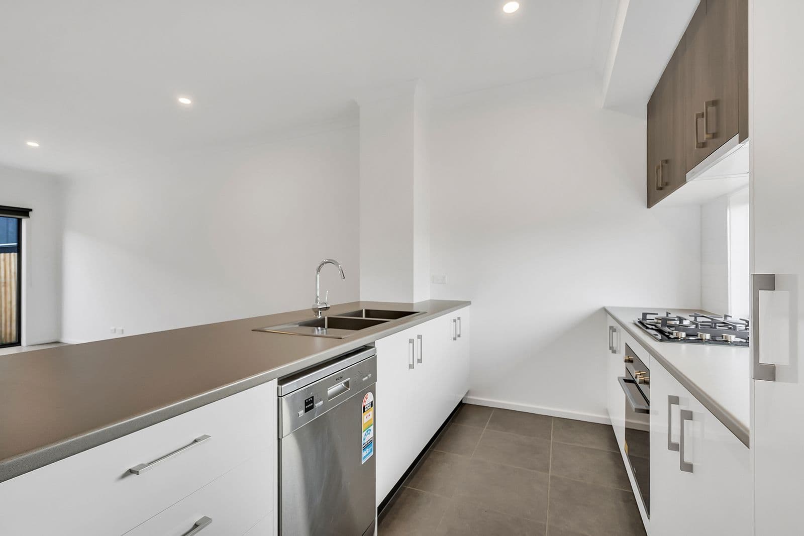 1045 Edgars Road, Wollert VIC 3750, Wollert - Thumbnail 5