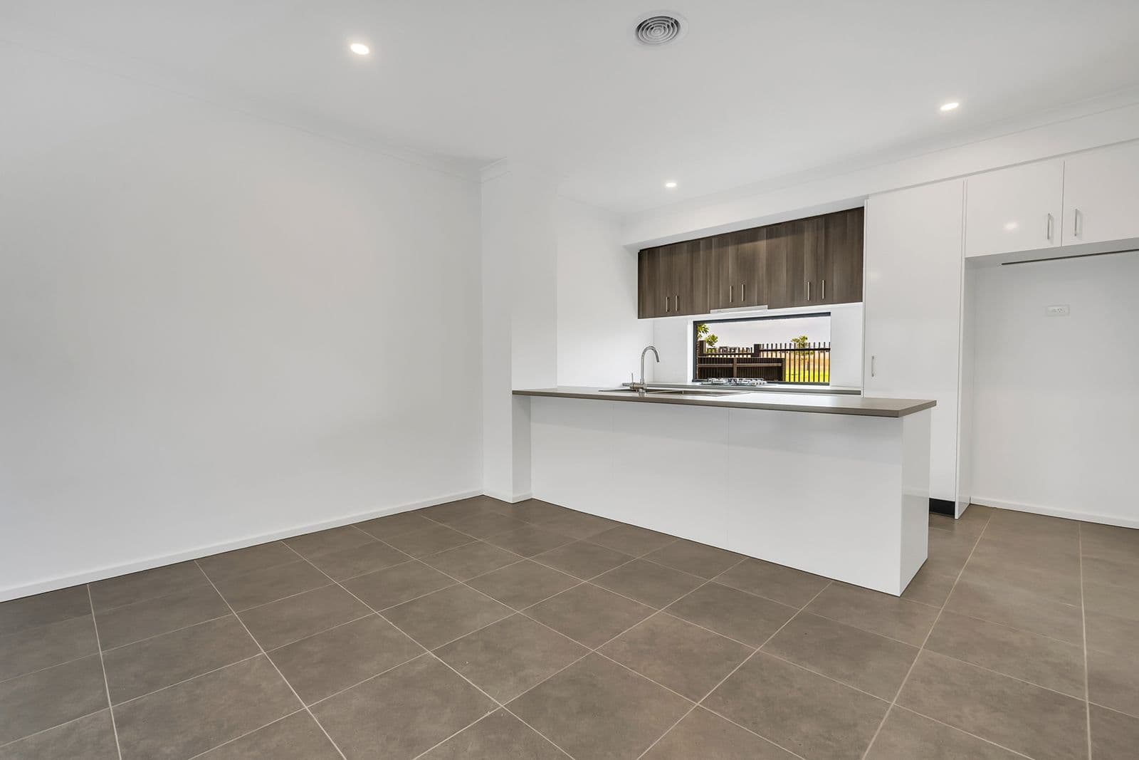 1045 Edgars Road, Wollert VIC 3750, Wollert - Thumbnail 6