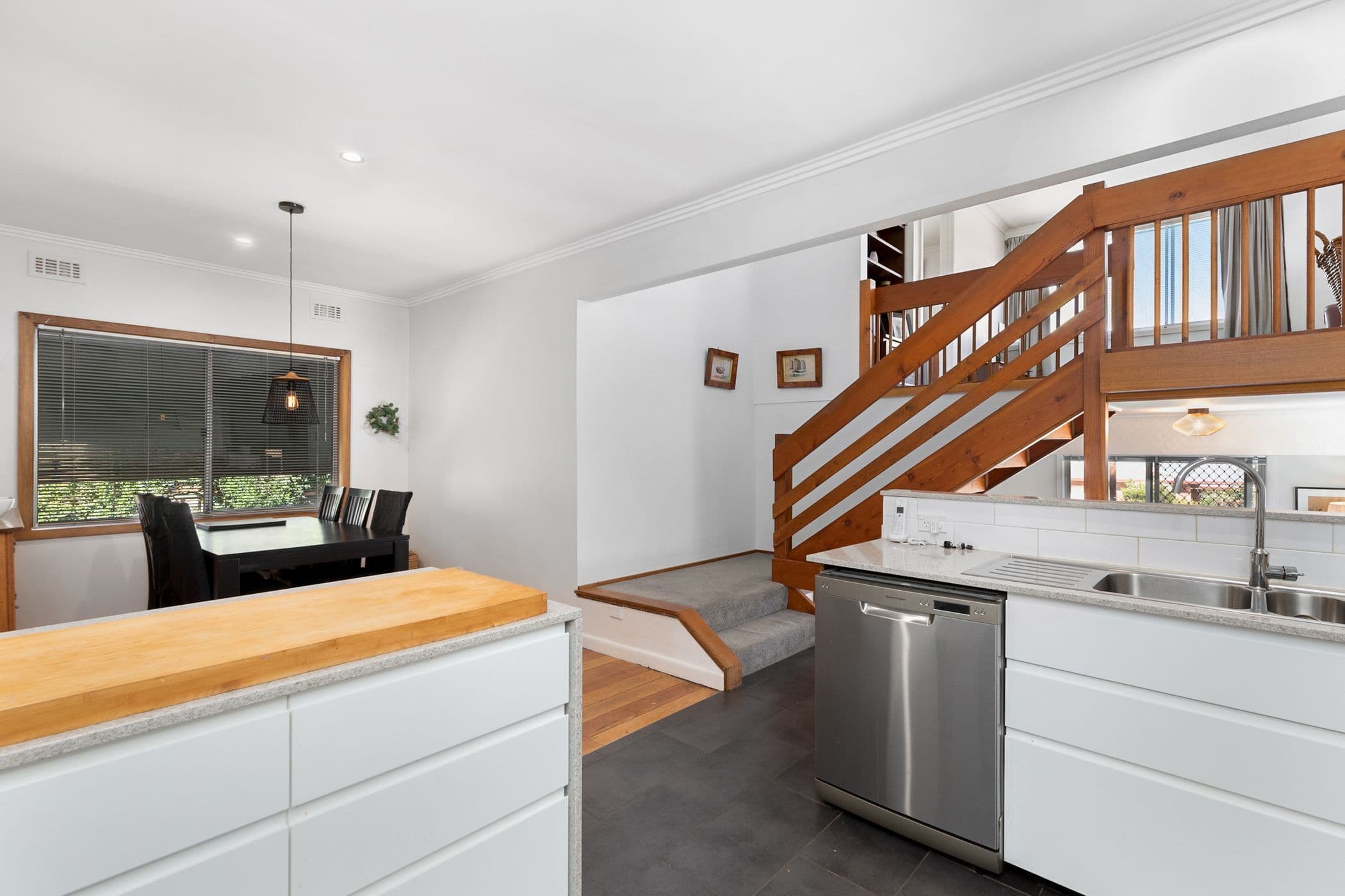 7 Barkly Street West, Ararat VIC 3377, Ararat - Thumbnail 3
