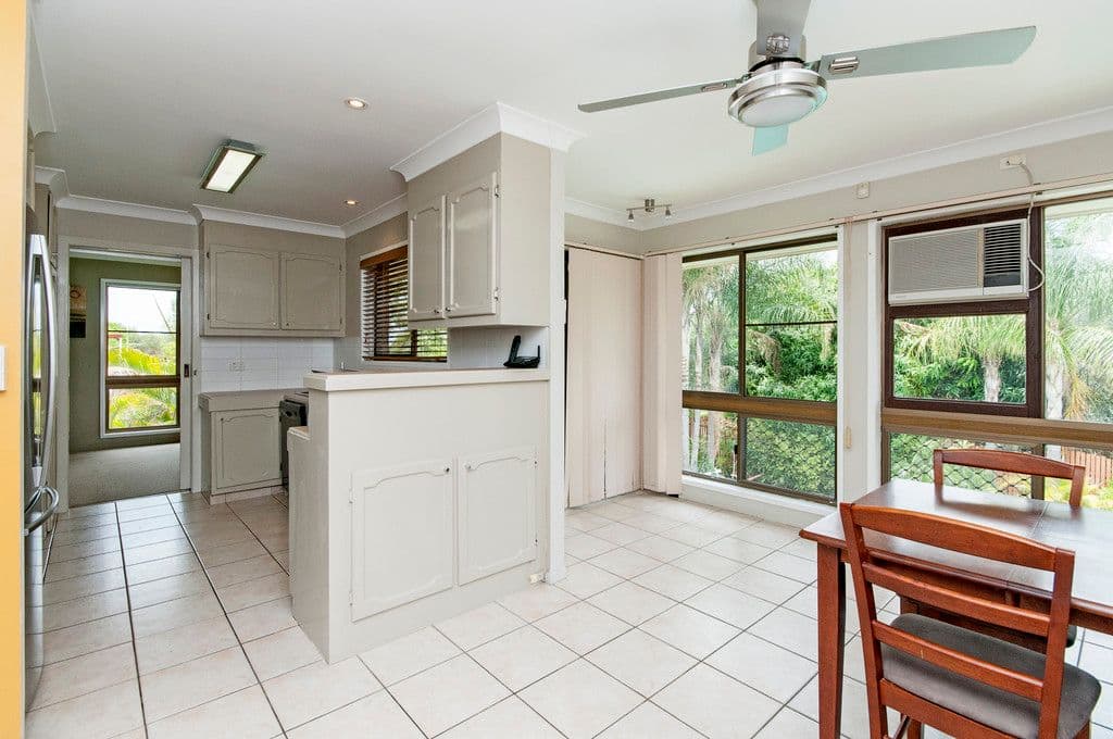 4 Cornwall Street, EASTERN HEIGHTS QLD 4305, Eastern Heights - Thumbnail 3